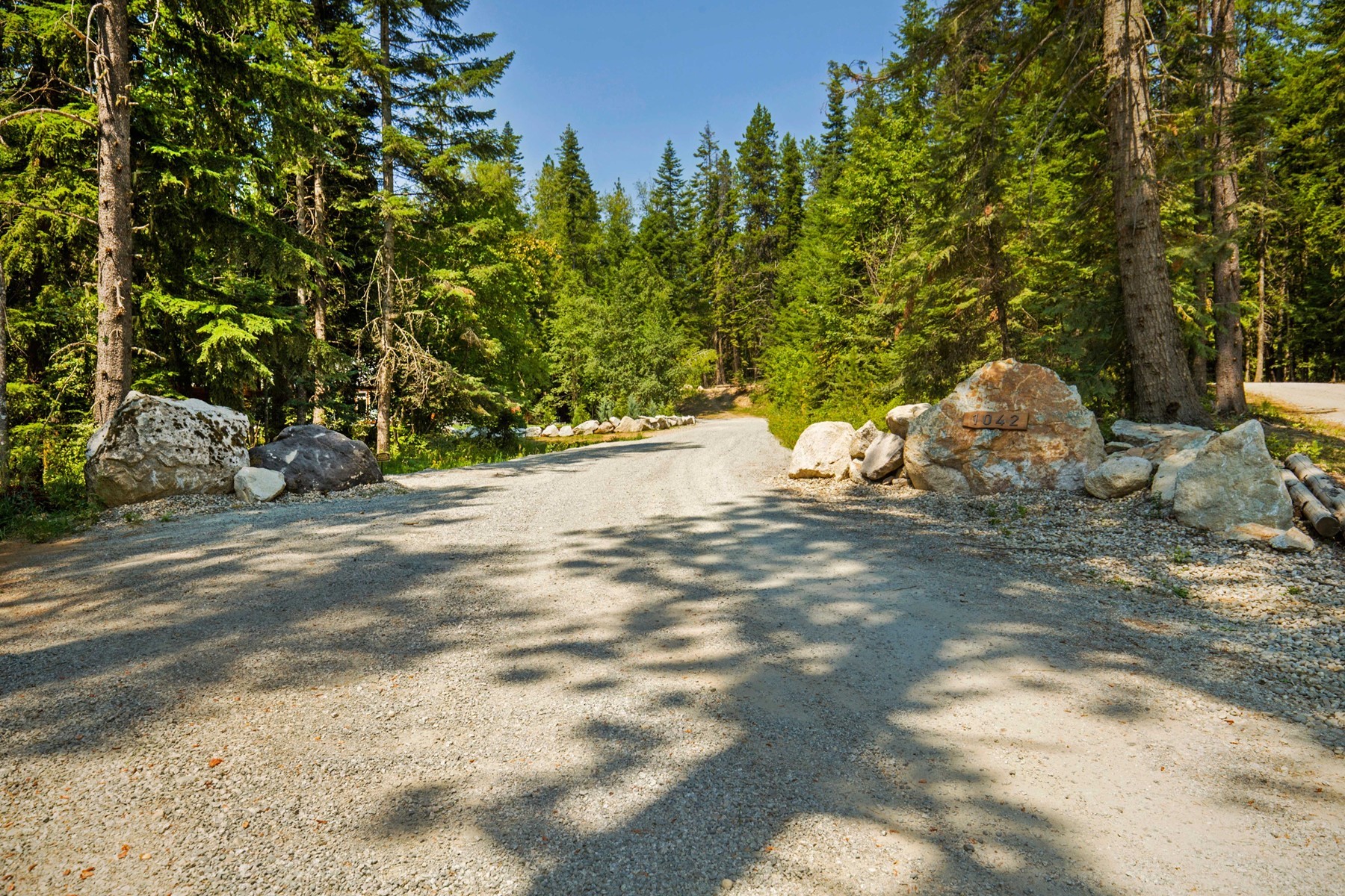  1042 N Wrenco Road - 物件實景