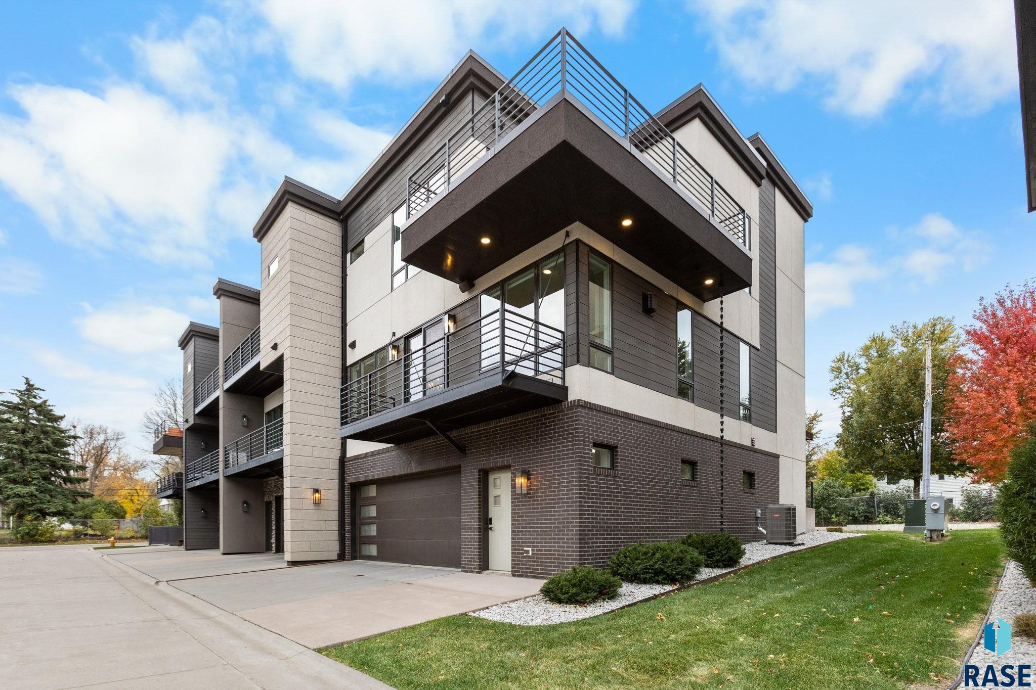 Sioux Falls, South Dakota, 57106, United States, 3 Bedrooms Bedrooms, ,2 BathroomsBathrooms,Residential,For Sale,1986319