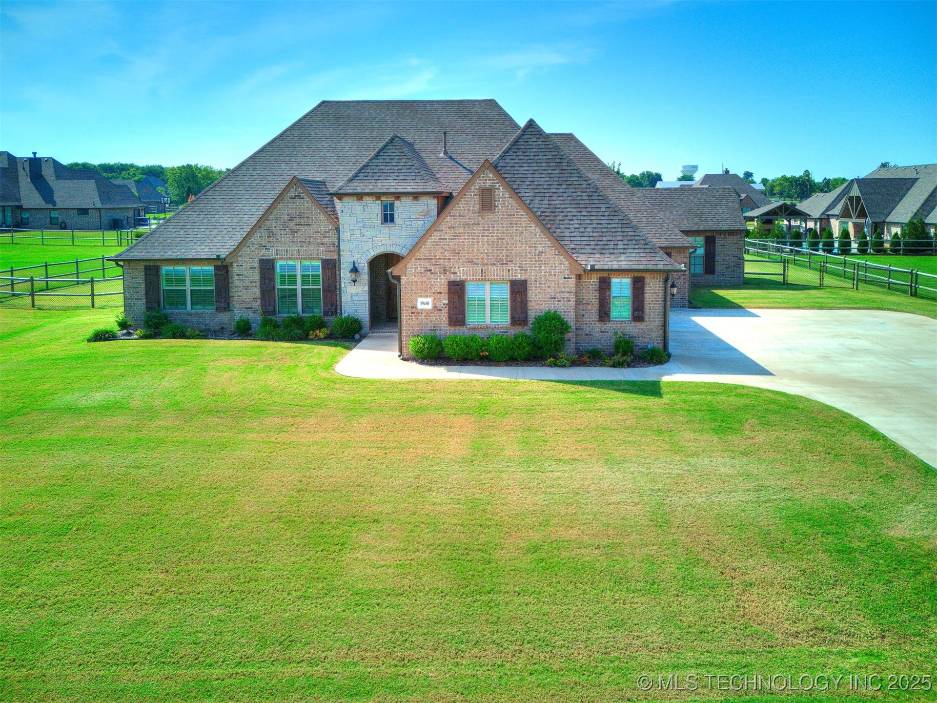 Owasso, Oklahoma, 74055, United States, 4 Bedrooms Bedrooms, ,3 BathroomsBathrooms,Residential,For Sale,1951172