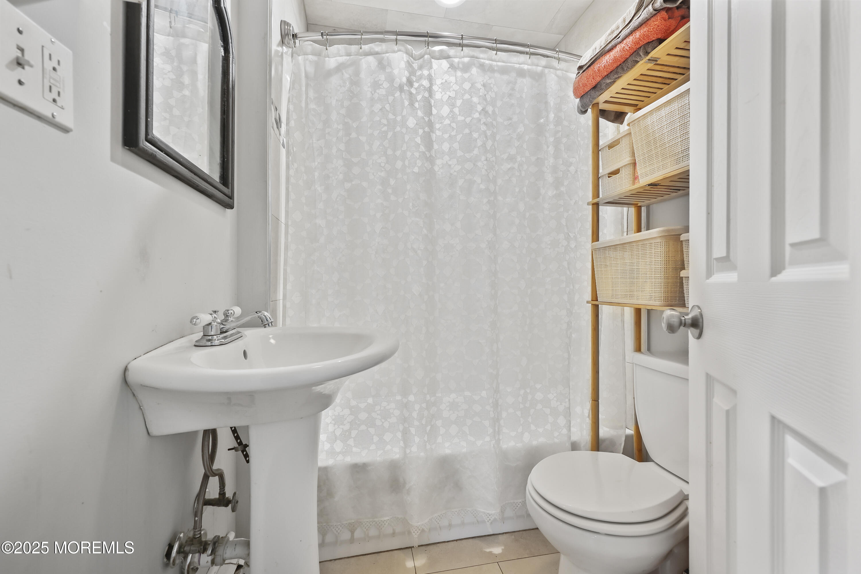 Belmar, New Jersey, 07719, United States, 4 Bedrooms Bedrooms, ,2 BathroomsBathrooms,Residential,For Sale,1895683
