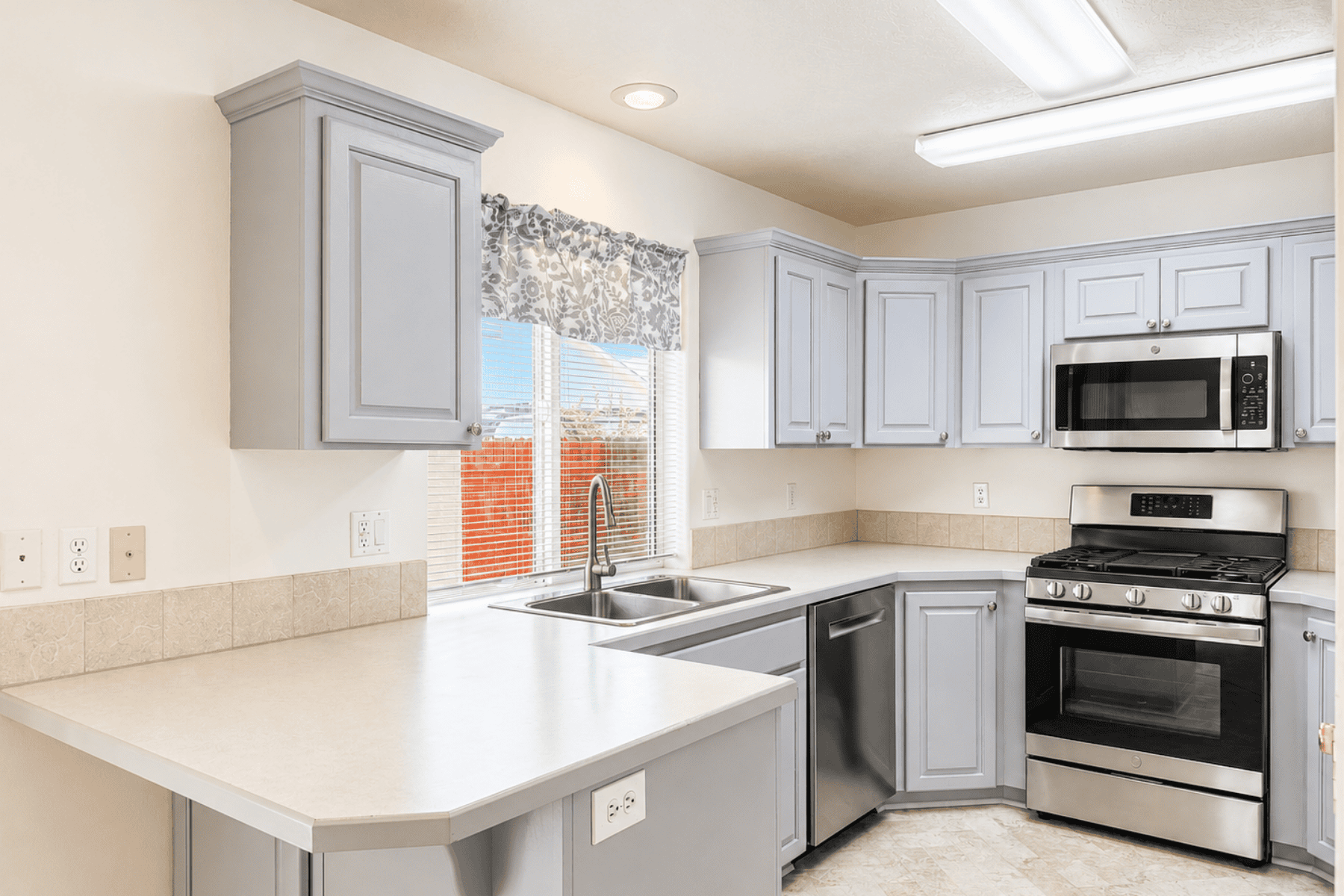  758 NE Sandstone Court Prineville, OR 97754 - 物件實景
