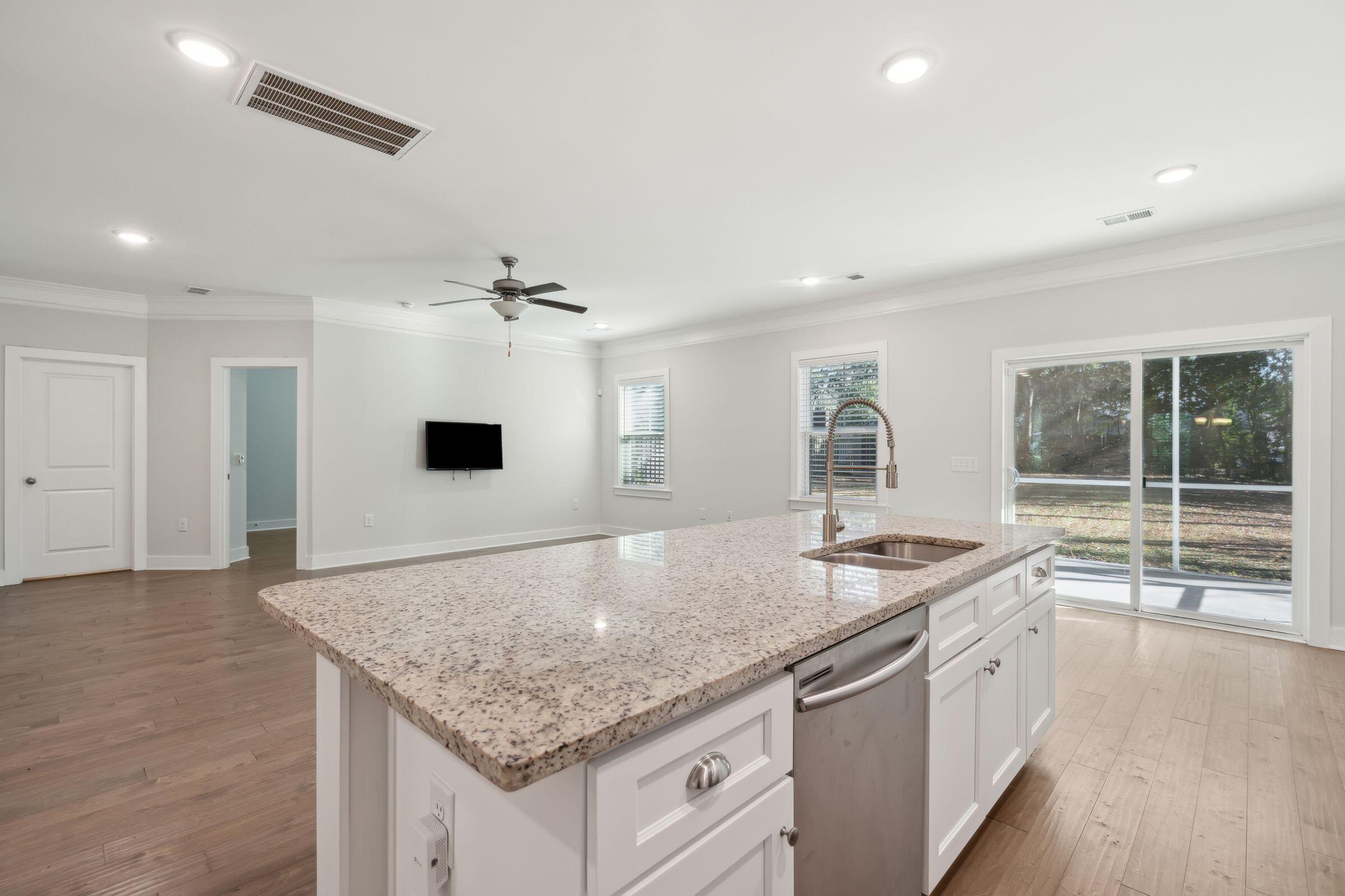 Charleston, South Carolina, 29407, United States, 4 Bedrooms Bedrooms, ,3 BathroomsBathrooms,Residential,For Sale,1866591