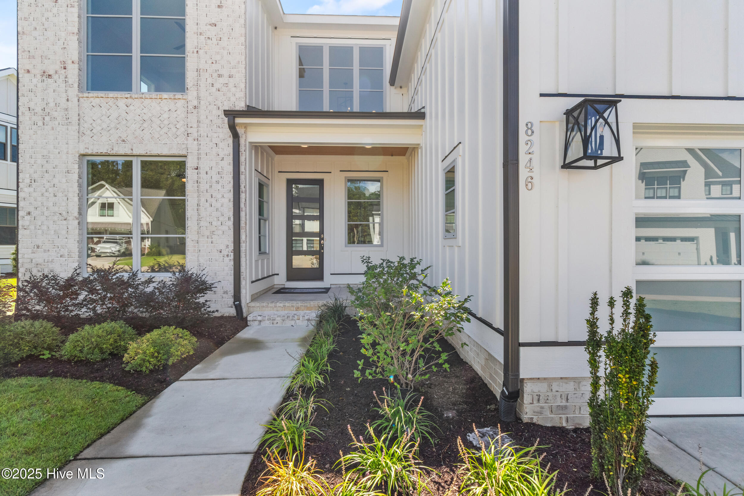 Wilmington, North Carolina, 28411, United States, 4 Bedrooms Bedrooms, ,4 BathroomsBathrooms,Residential,For Sale,1991121