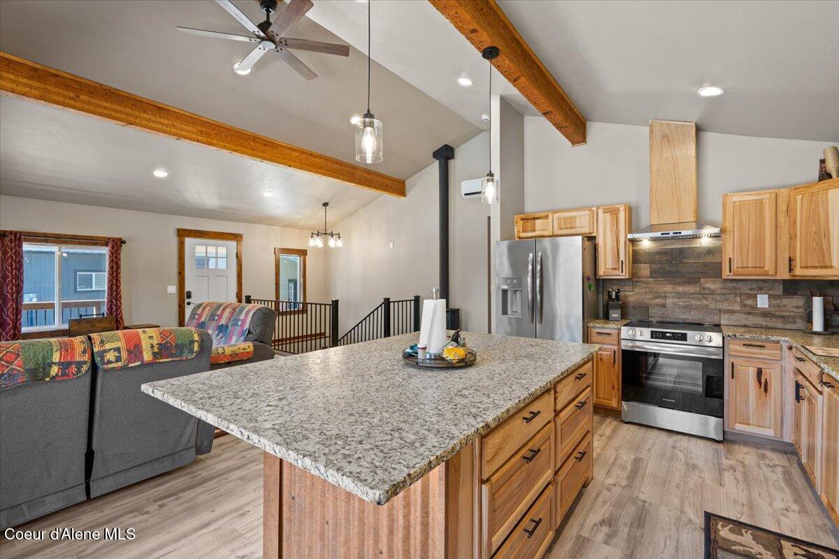 Priest Lake, Idaho, 83856, United States, 3 Bedrooms Bedrooms, ,Residential,For Sale,1987358