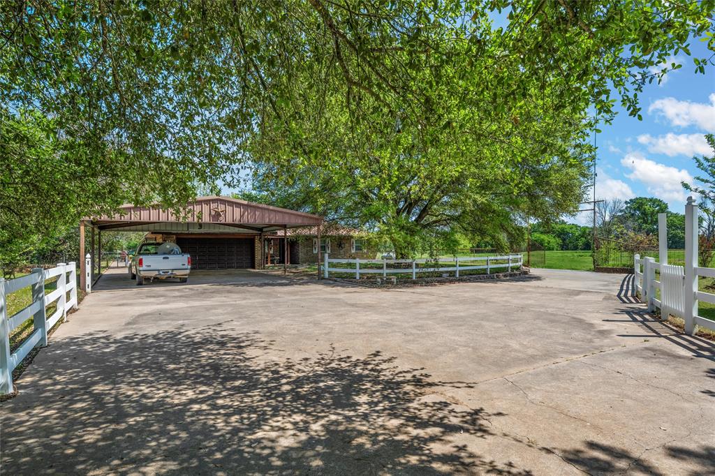 Mexia, Texas, 76667, United States, 3 Bedrooms Bedrooms, ,2 BathroomsBathrooms,Residential,For Sale,1770816