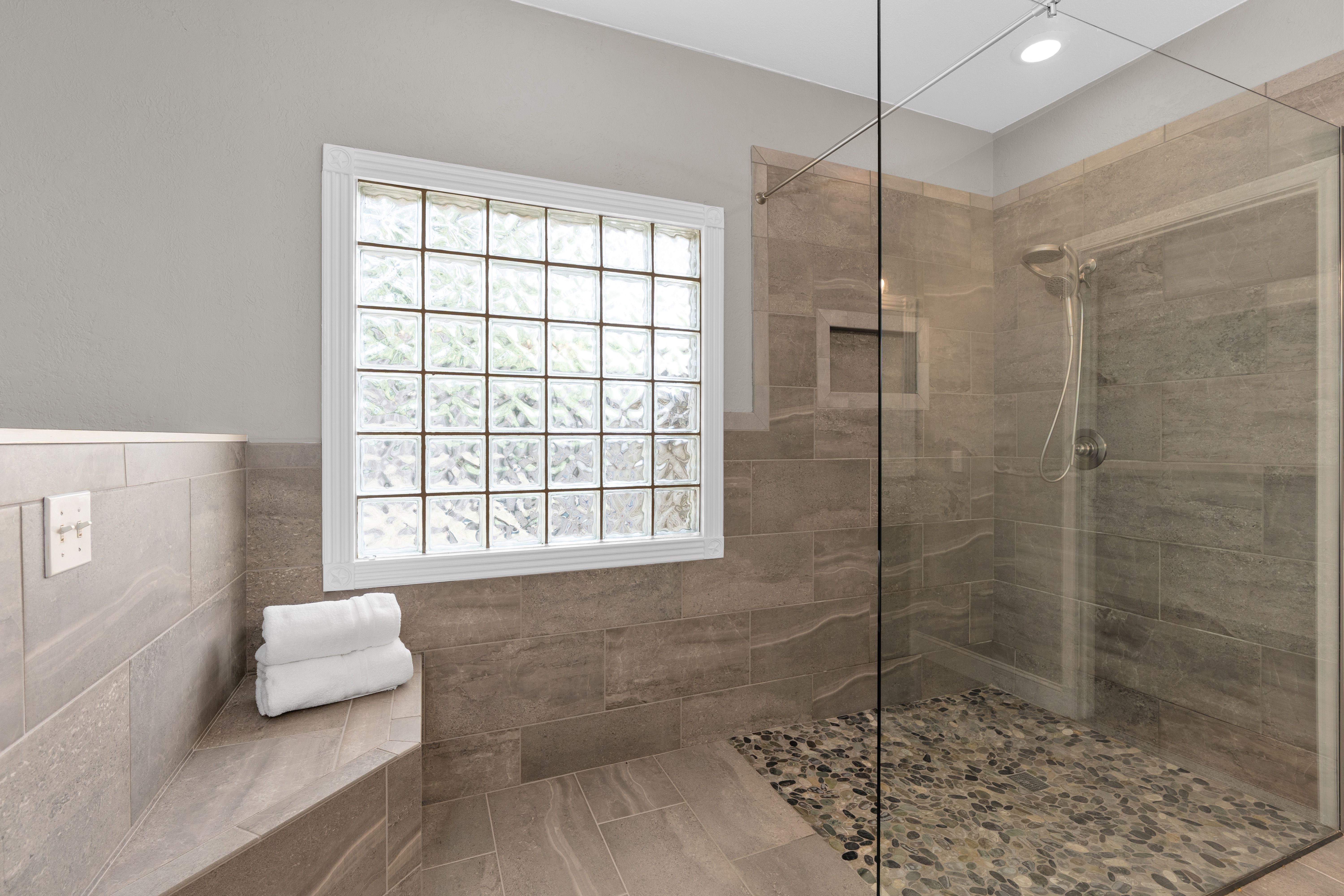  Blending Timeless Character And Modern Refinement - 物件實景