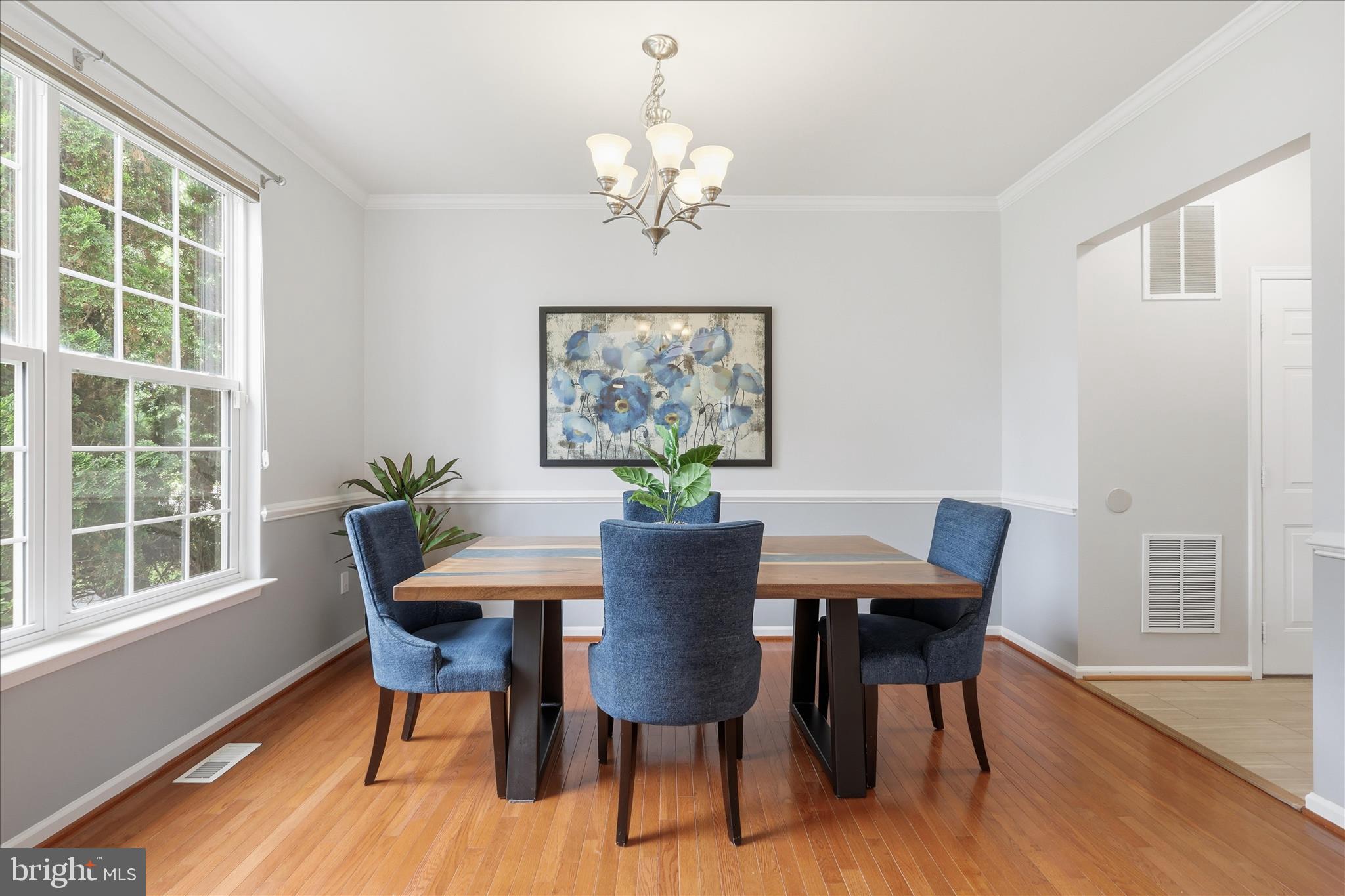 Woodbridge, Virginia, 22193, United States, 4 Bedrooms Bedrooms, ,4 BathroomsBathrooms,Residential,For Sale,2048672