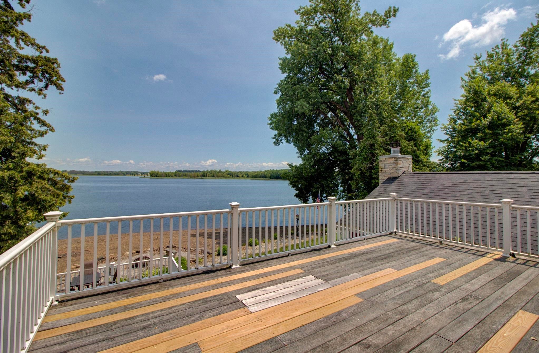 Alburgh, Vermont, 05440, United States, 5 Bedrooms Bedrooms, ,1 BathroomBathrooms,Residential,For Sale,1885348