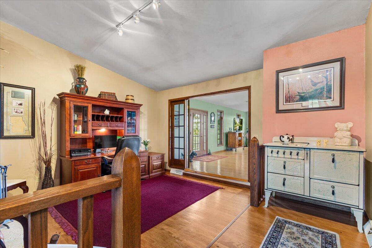 West Bend, Wisconsin, 53095, United States, 3 Bedrooms Bedrooms, ,2 BathroomsBathrooms,Residential,For Sale,1917208