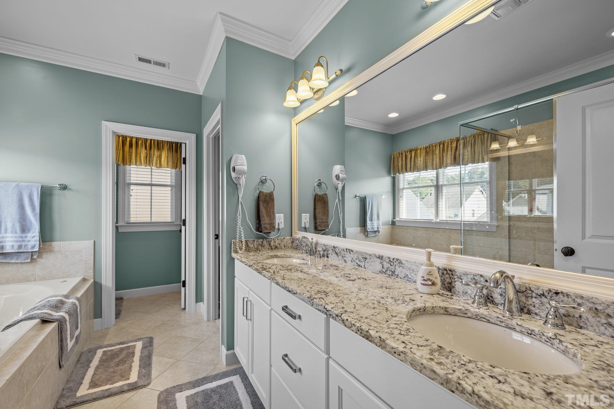 1640 Lakestone Village Lane, Fuquay-Varina, North Carolina, 27526, United States, 3 Bedrooms Bedrooms, ,3 BathroomsBathrooms,Residential,For Sale,1640 Lakestone Village Lane,1433390