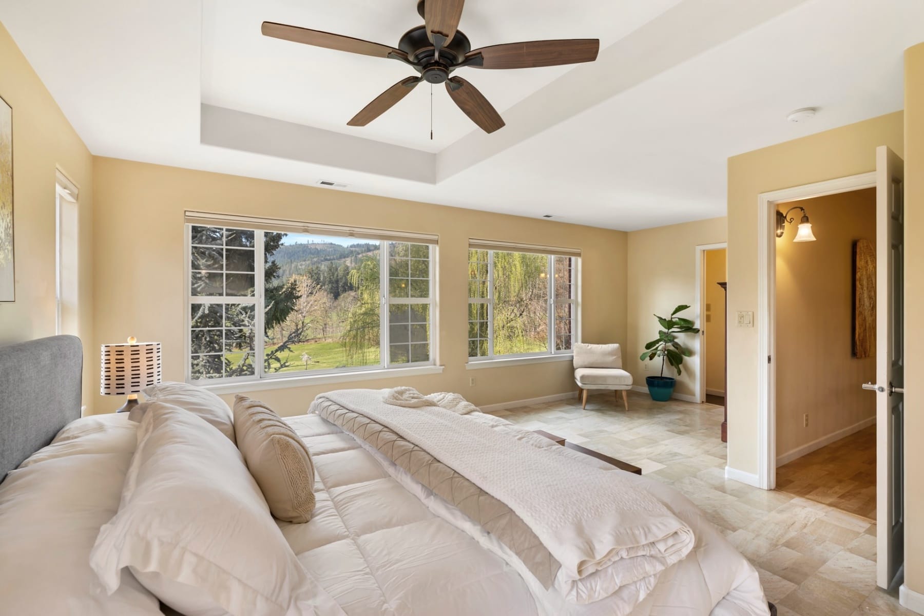  4050 SYLVESTER DR Hood River, OR 97031 - 物件實景