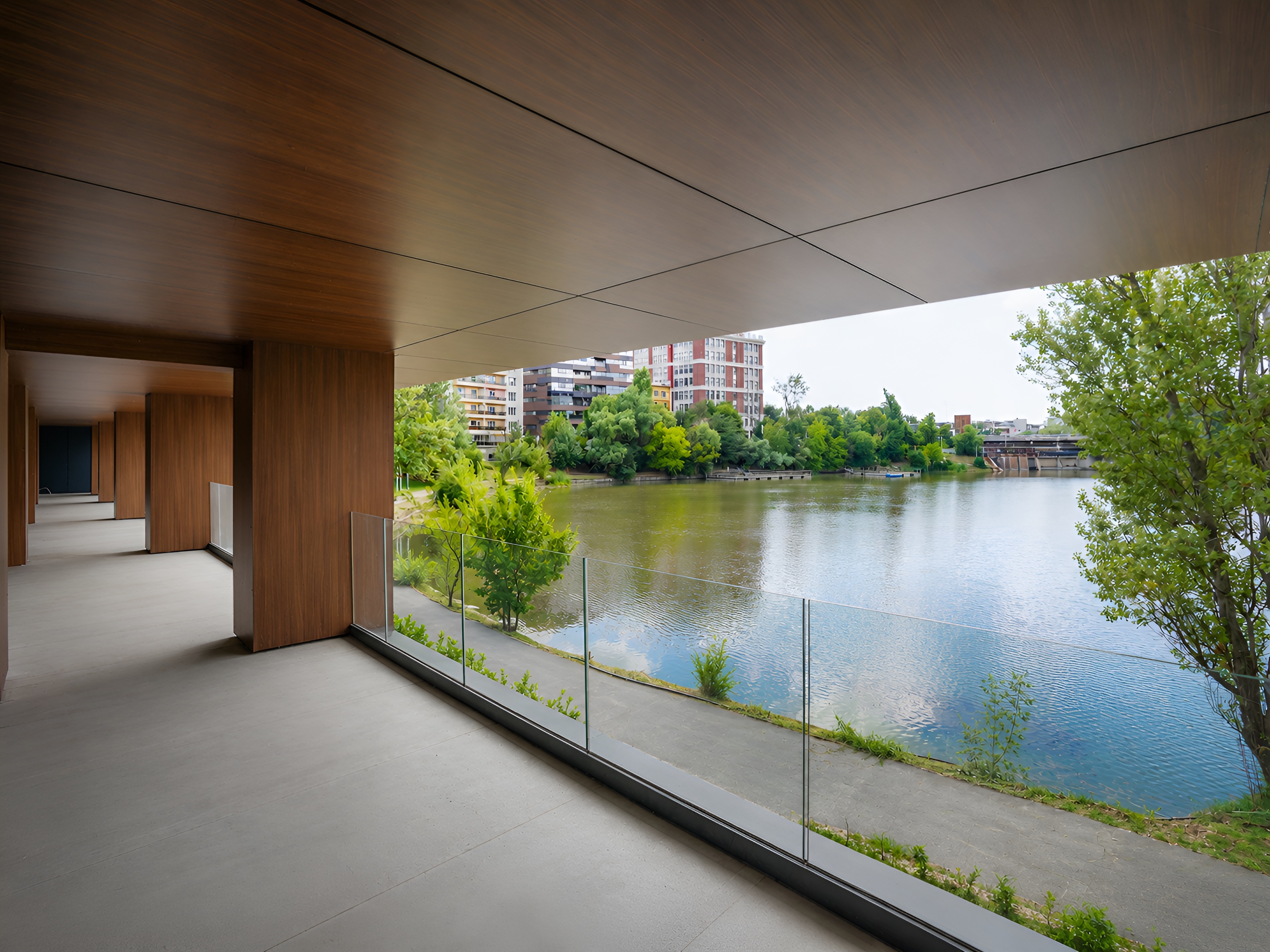  Seven-Room Waterfront Apartment Directly at Lake Level on Lake Floreasca - 物件實景