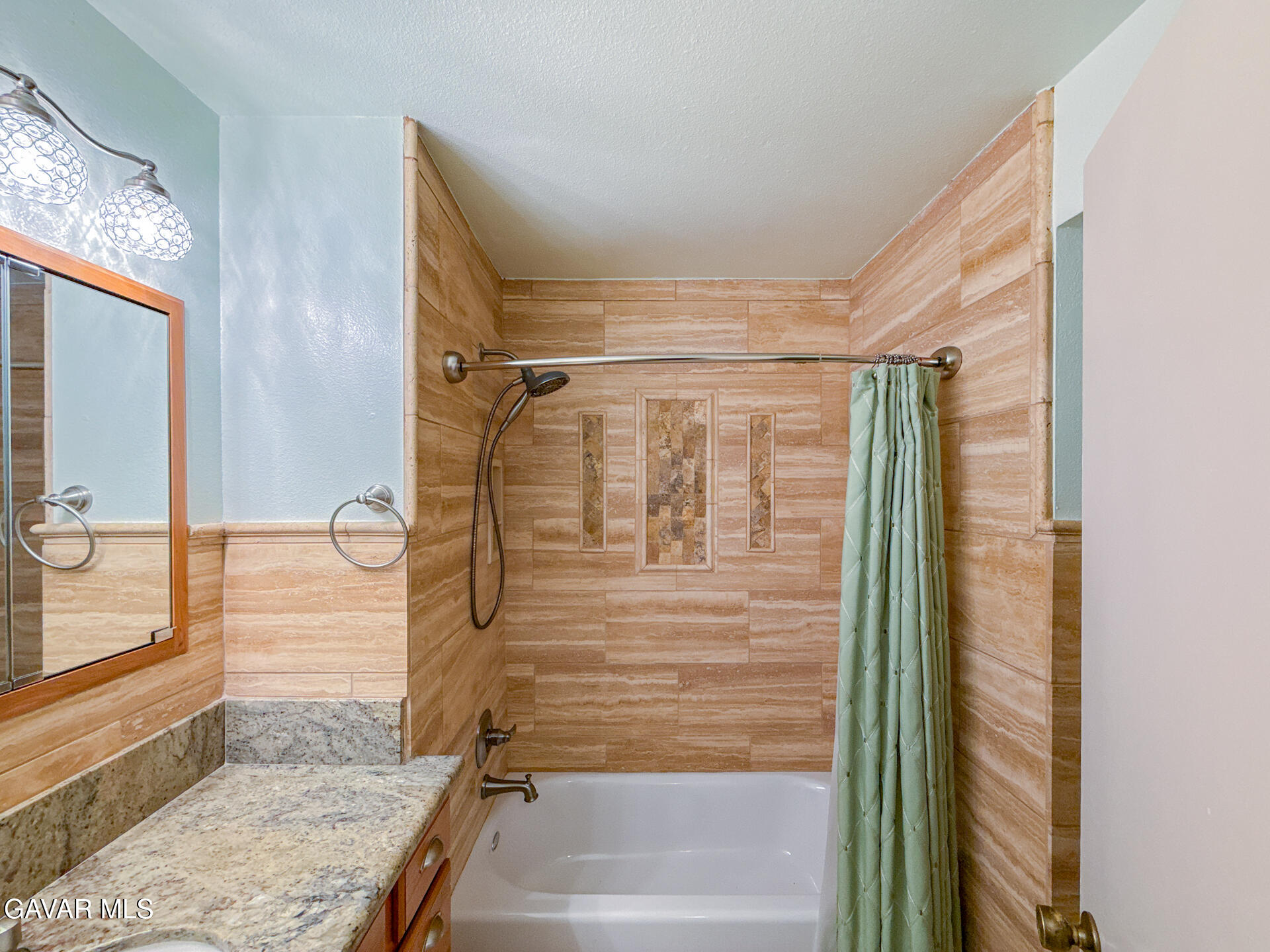 Palmdale, California, 93550, United States, 4 Bedrooms Bedrooms, ,2 BathroomsBathrooms,Residential,For Sale,2028325