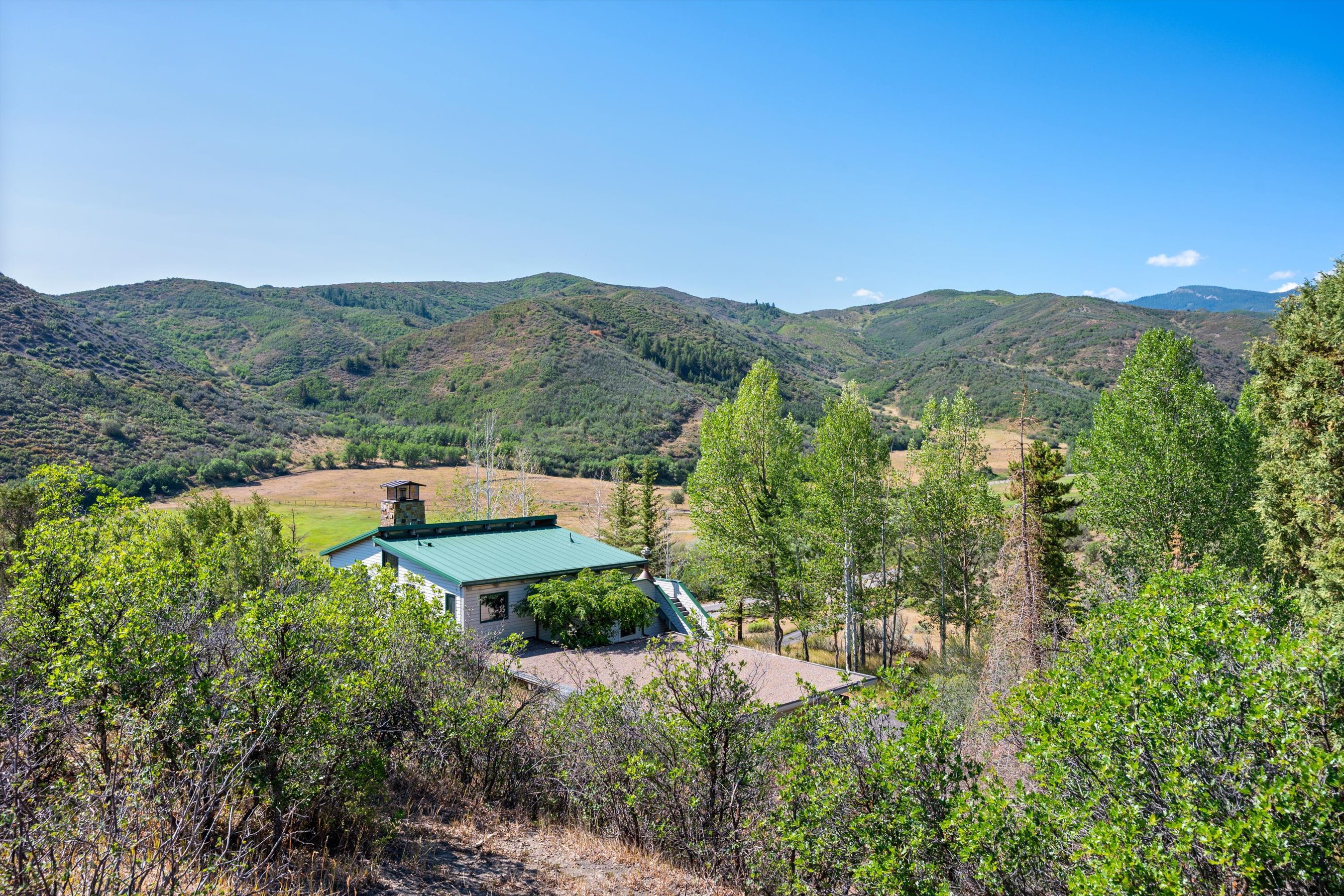  Two Private Acres in Brush Creek Village - 物件實景