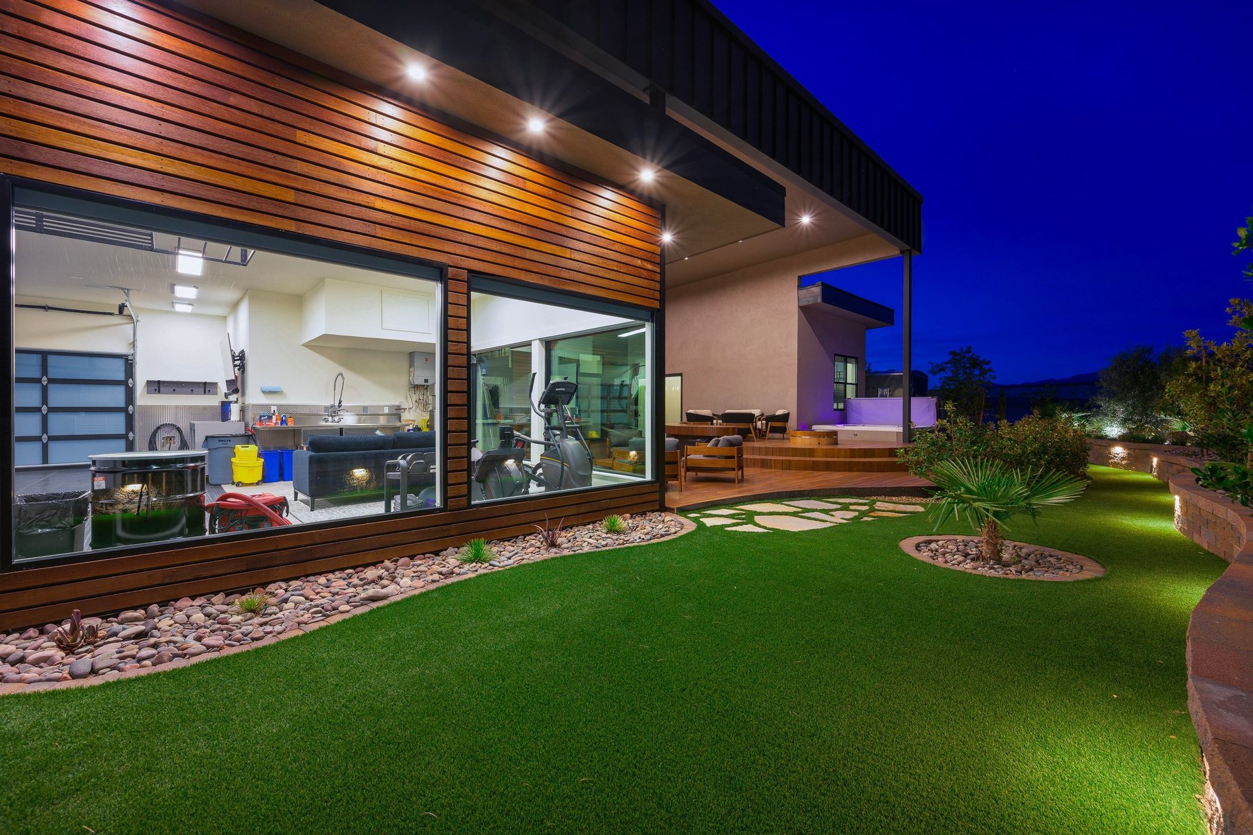  Built for Speed and Designed for Luxury Living - 物件實景