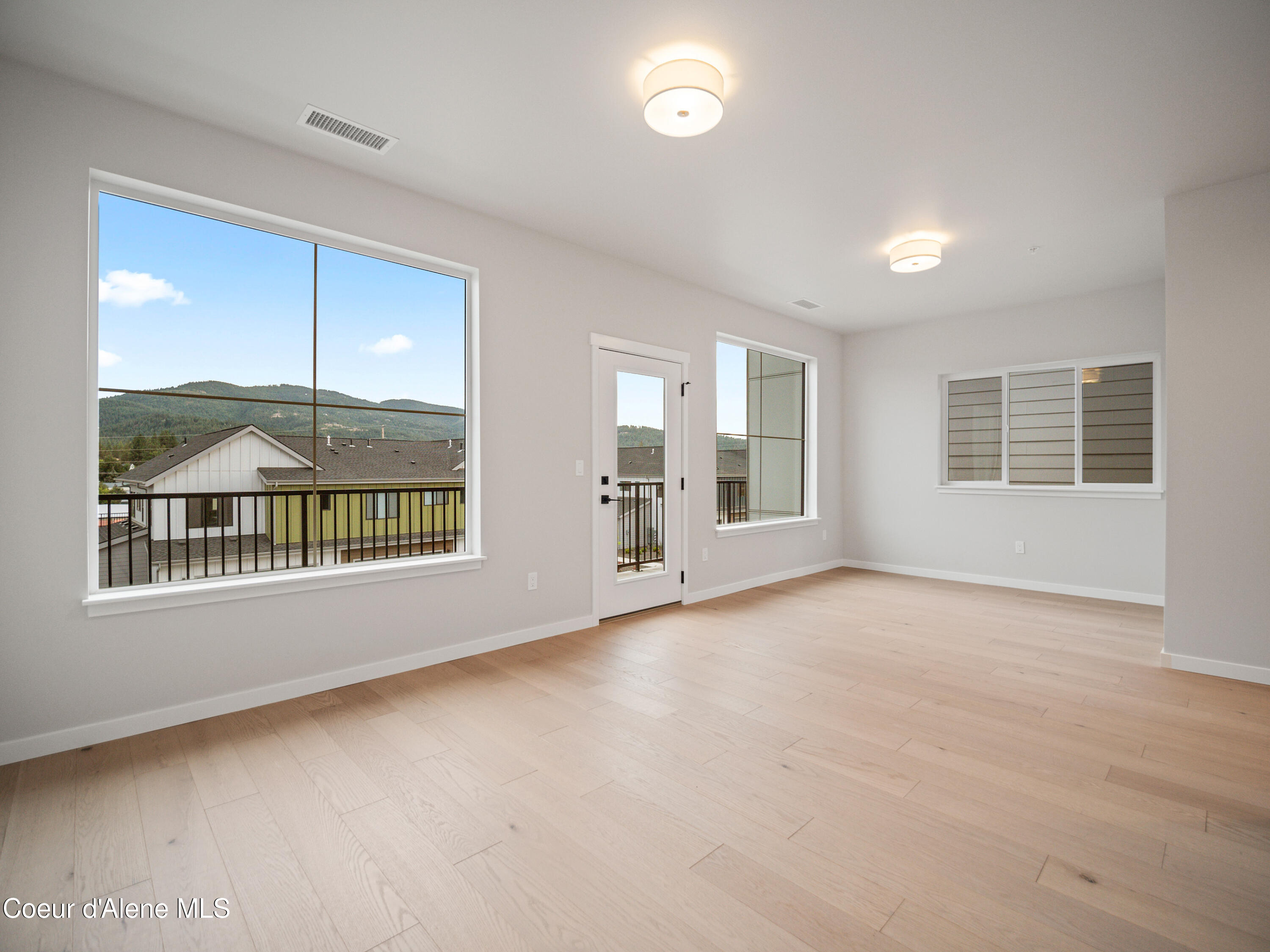 Post Falls, Idaho, 83854, United States, 4 Bedrooms Bedrooms, ,3 BathroomsBathrooms,Residential,For Sale,1911727
