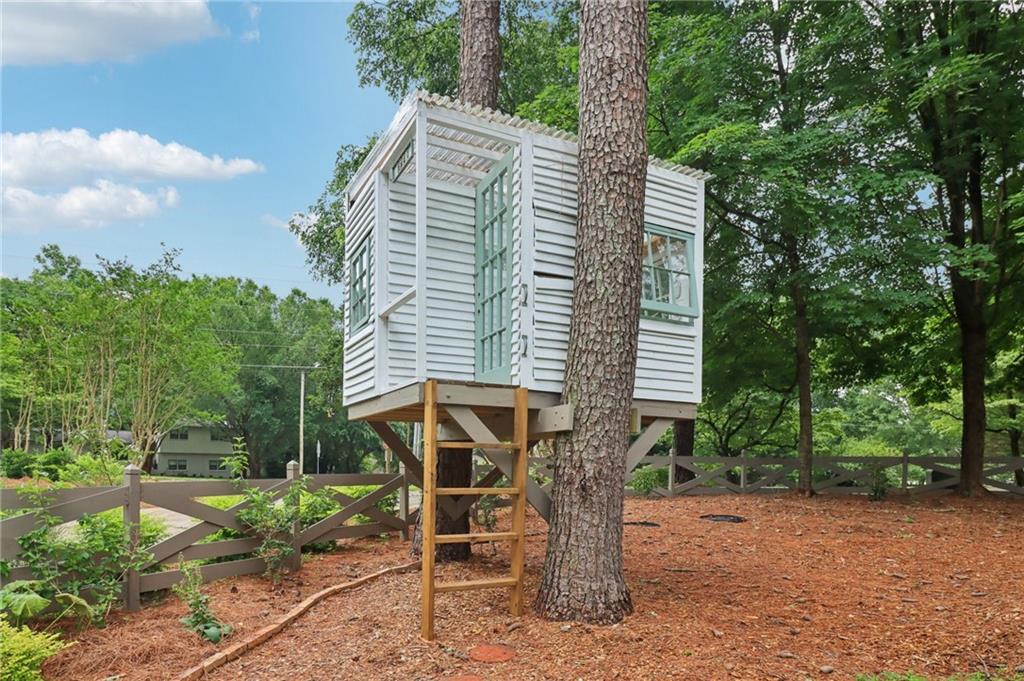 Marietta, Georgia, 30062, United States, 4 Bedrooms Bedrooms, ,3 BathroomsBathrooms,Residential,For Sale,1905534