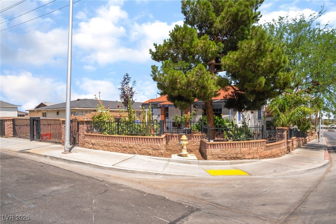 Las Vegas, Nevada, 89101, United States, ,Residential,For Sale,1870177