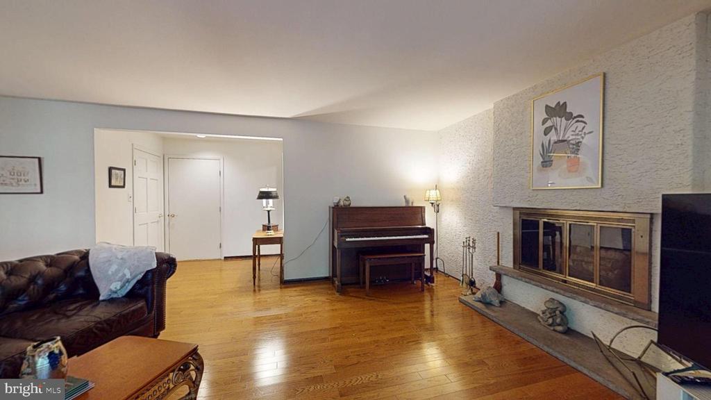 Medford, New Jersey, 08055, United States, 4 Bedrooms Bedrooms, ,4 BathroomsBathrooms,Residential,For Sale,1982582