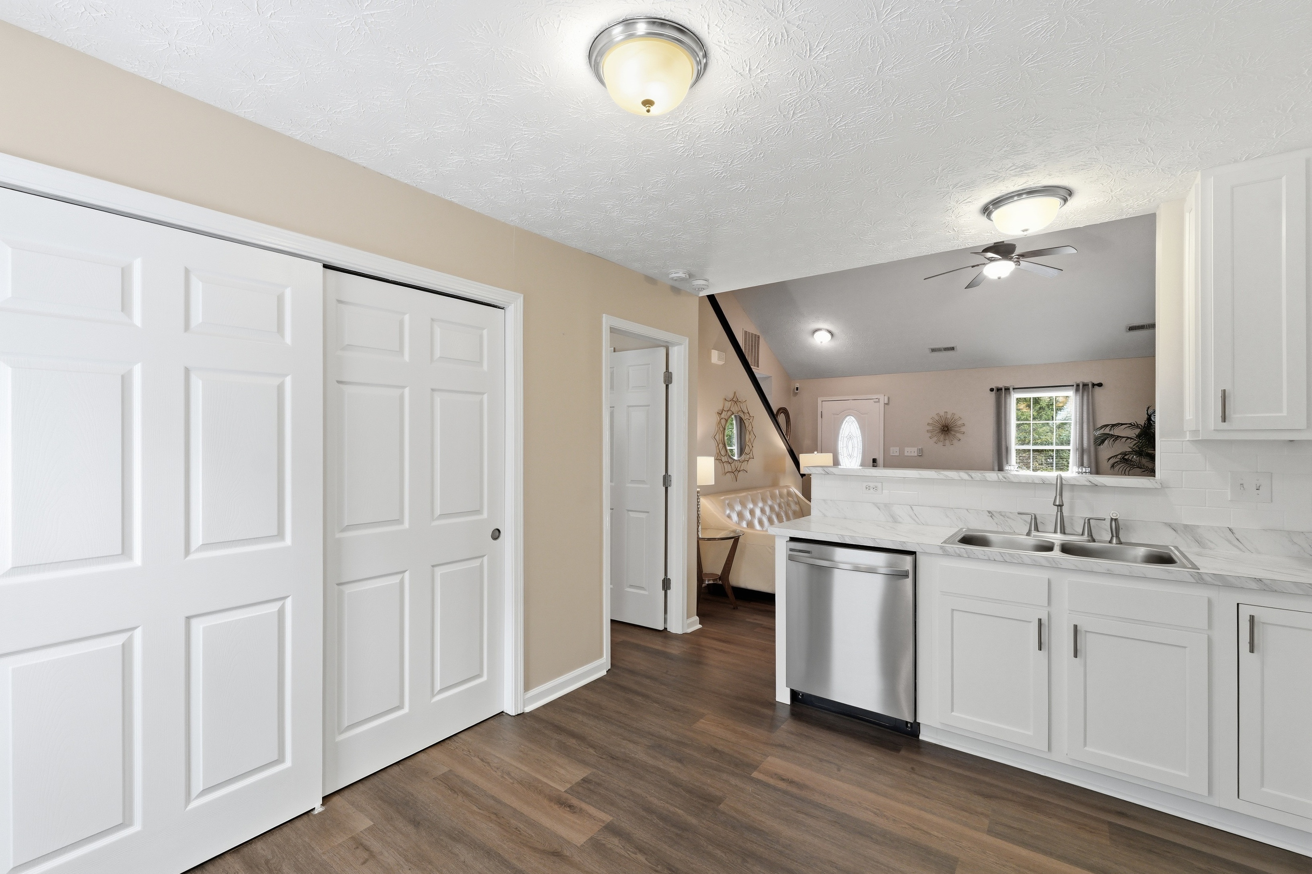 6314 Maravian Drive, Louisville, KY 40258 - 物件實景