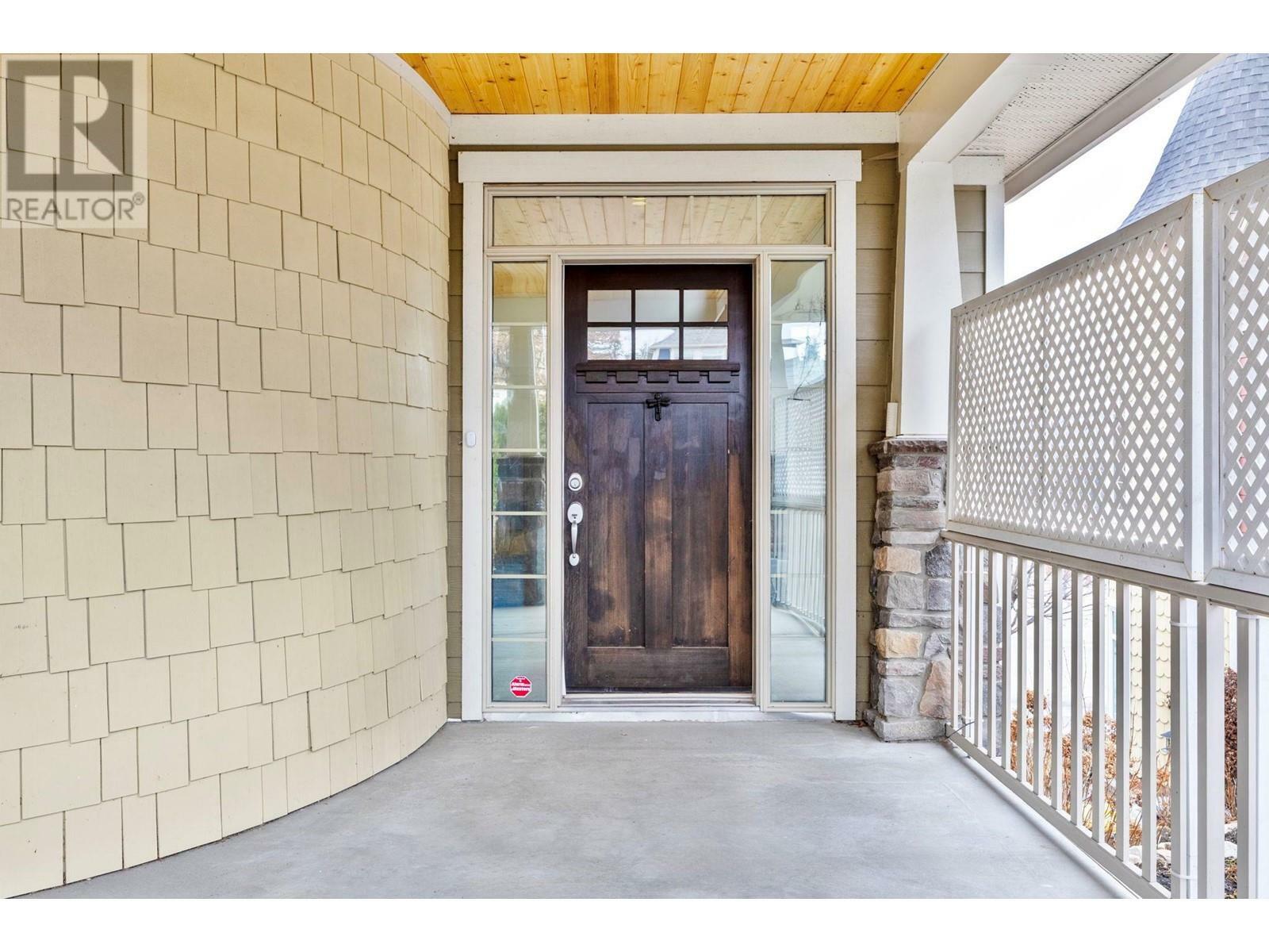 KELOWNA, British Columbia, V1W 4L5, CA, 4 Bedrooms Bedrooms, ,3 BathroomsBathrooms,Residential,For Sale,1837139