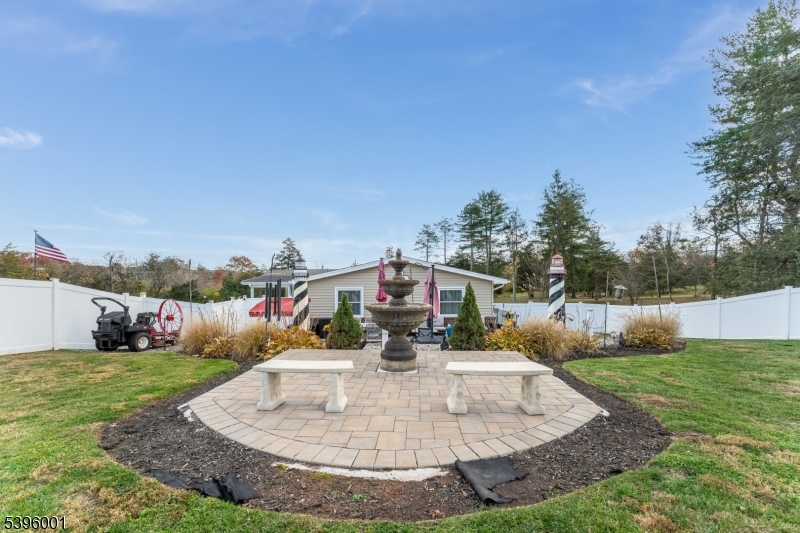 Readington Twp., New Jersey, 08833, United States, 3 Bedrooms Bedrooms, ,3 BathroomsBathrooms,Residential,For Sale,1989255