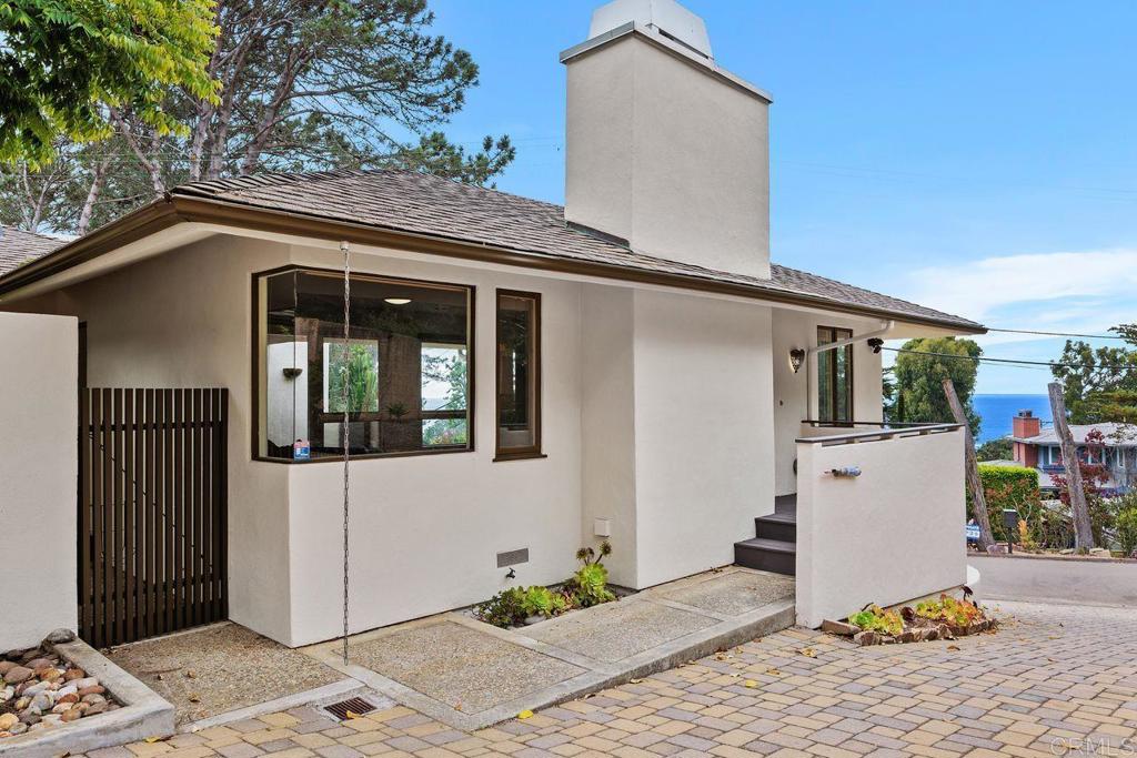 Del Mar, California, 92014, United States, 5 Bedrooms Bedrooms, ,5 BathroomsBathrooms,Residential,For Sale,1837047