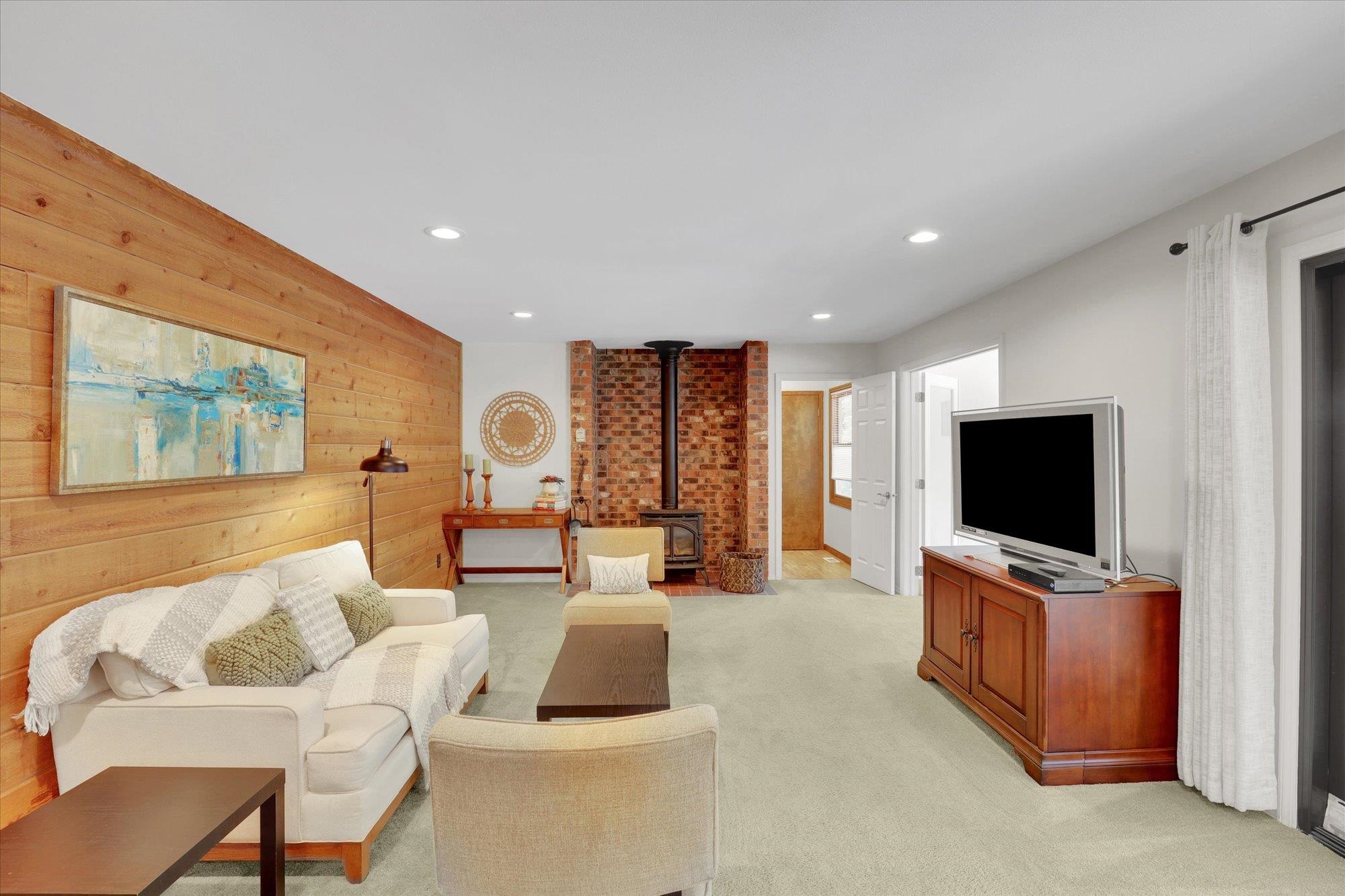 Spokane, Washington, 99203, United States, 5 Bedrooms Bedrooms, ,4 BathroomsBathrooms,Residential,For Sale,1914349