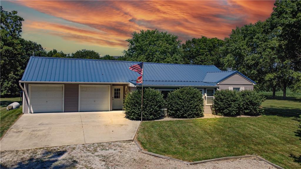 Mattoon, Illinois, 61938, United States, 3 Bedrooms Bedrooms, ,2 BathroomsBathrooms,Residential,For Sale,1931699