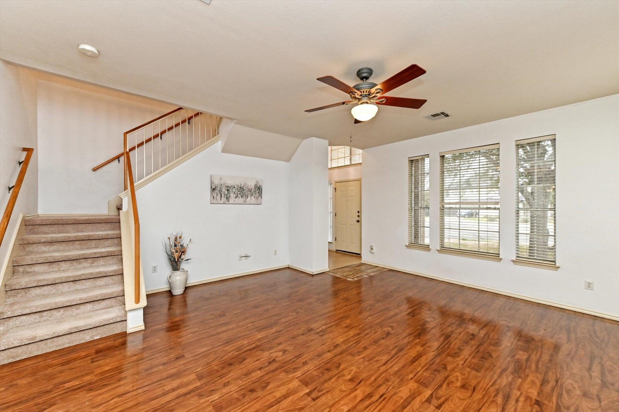 Austin, Texas, 78749, United States, 3 Bedrooms Bedrooms, ,3 BathroomsBathrooms,Residential,For Sale,1974366