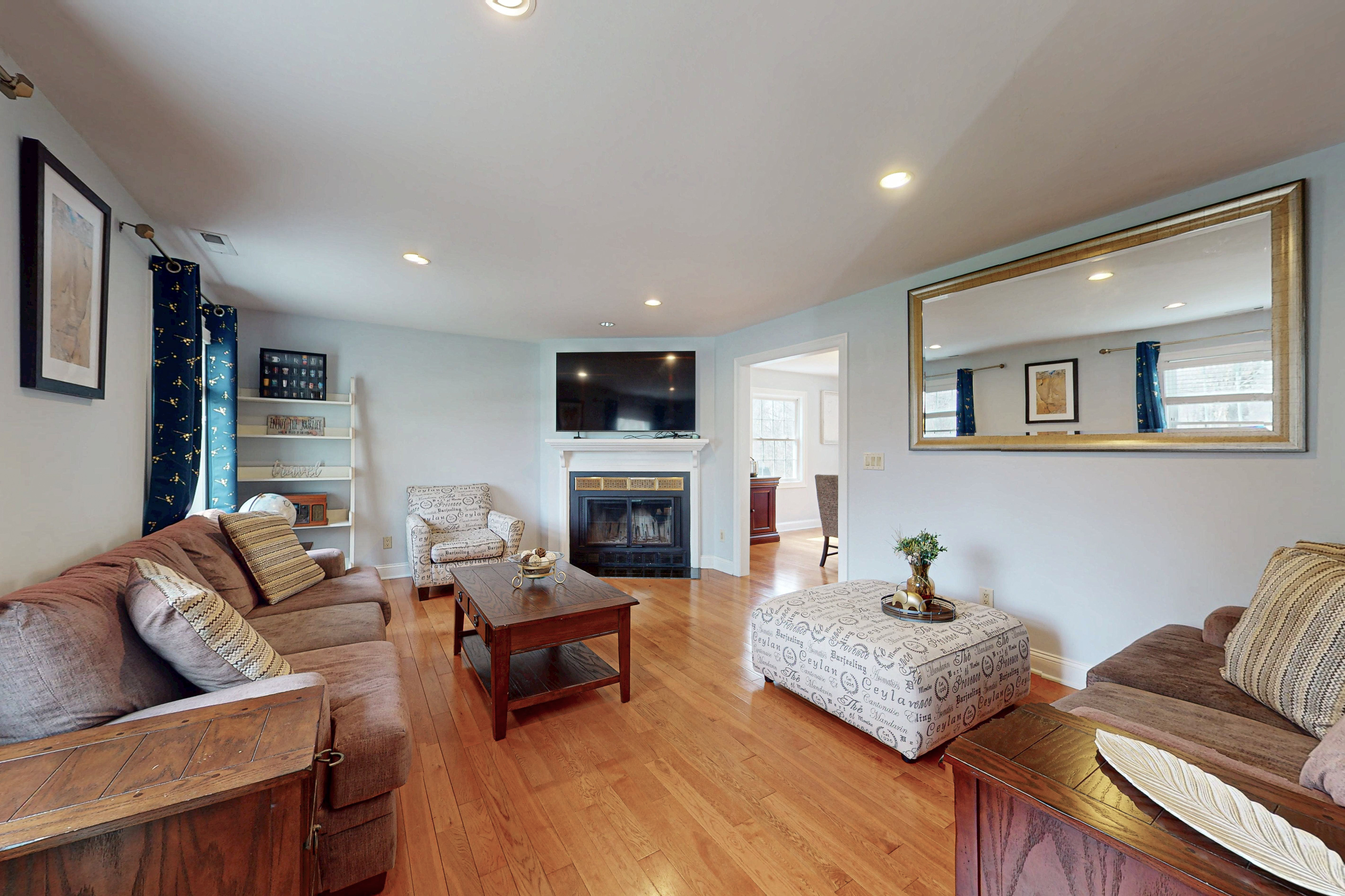  Magnificent Updated Colonial - 物件實景