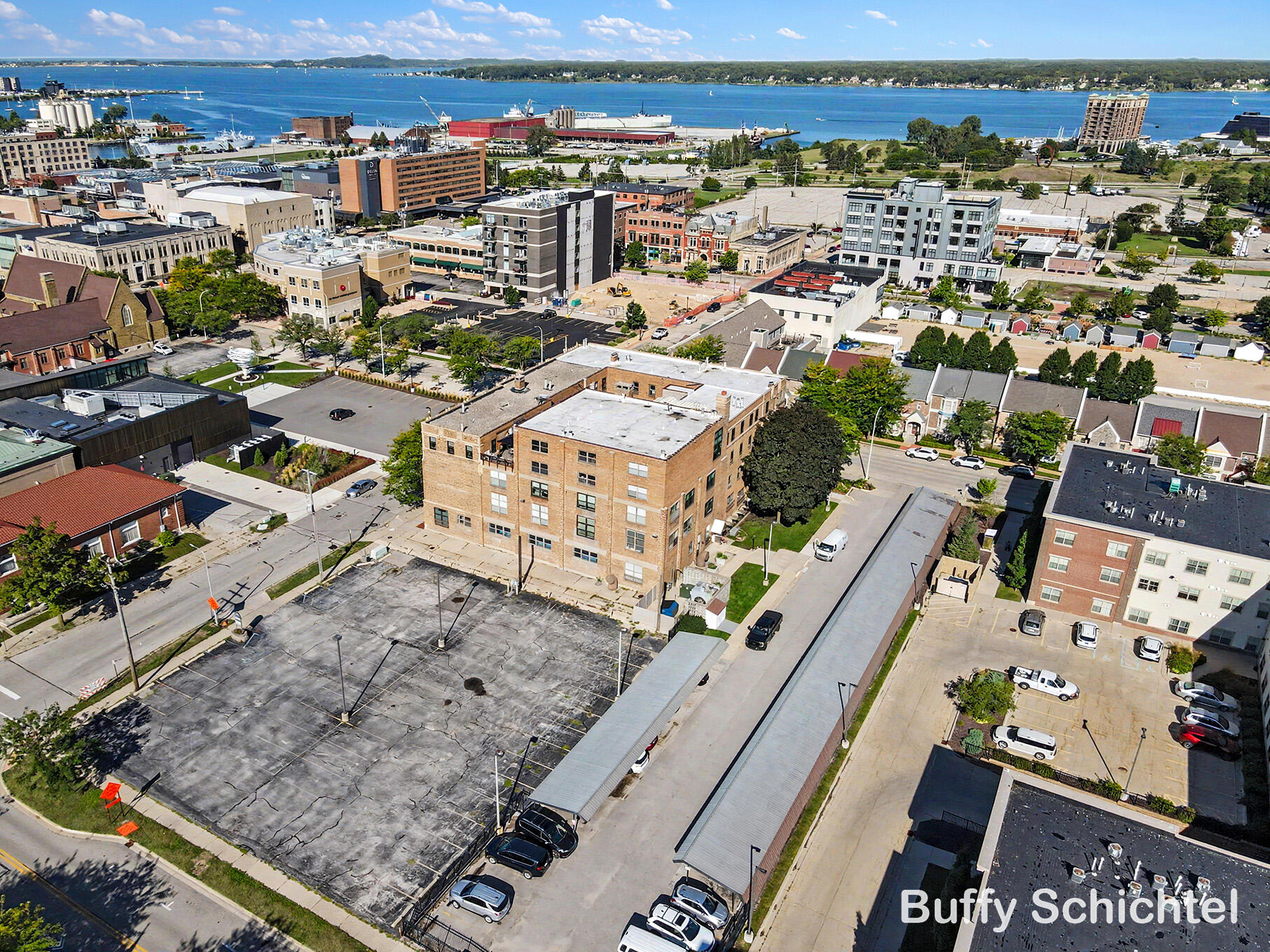 Clay Ave, Muskegon, MI 49440 #1