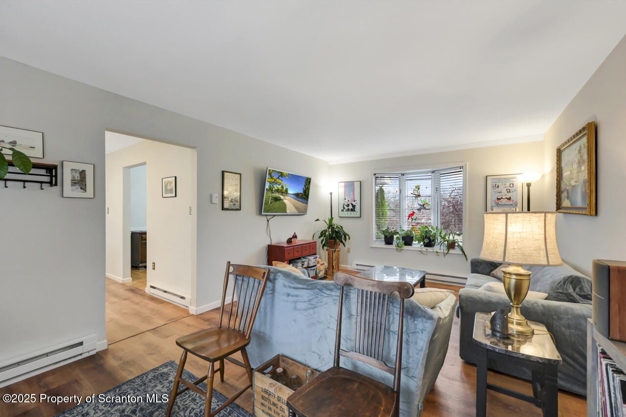 Moscow, Pennsylvania, 18444, United States, 4 Bedrooms Bedrooms, ,3 BathroomsBathrooms,Residential,For Sale,1999733