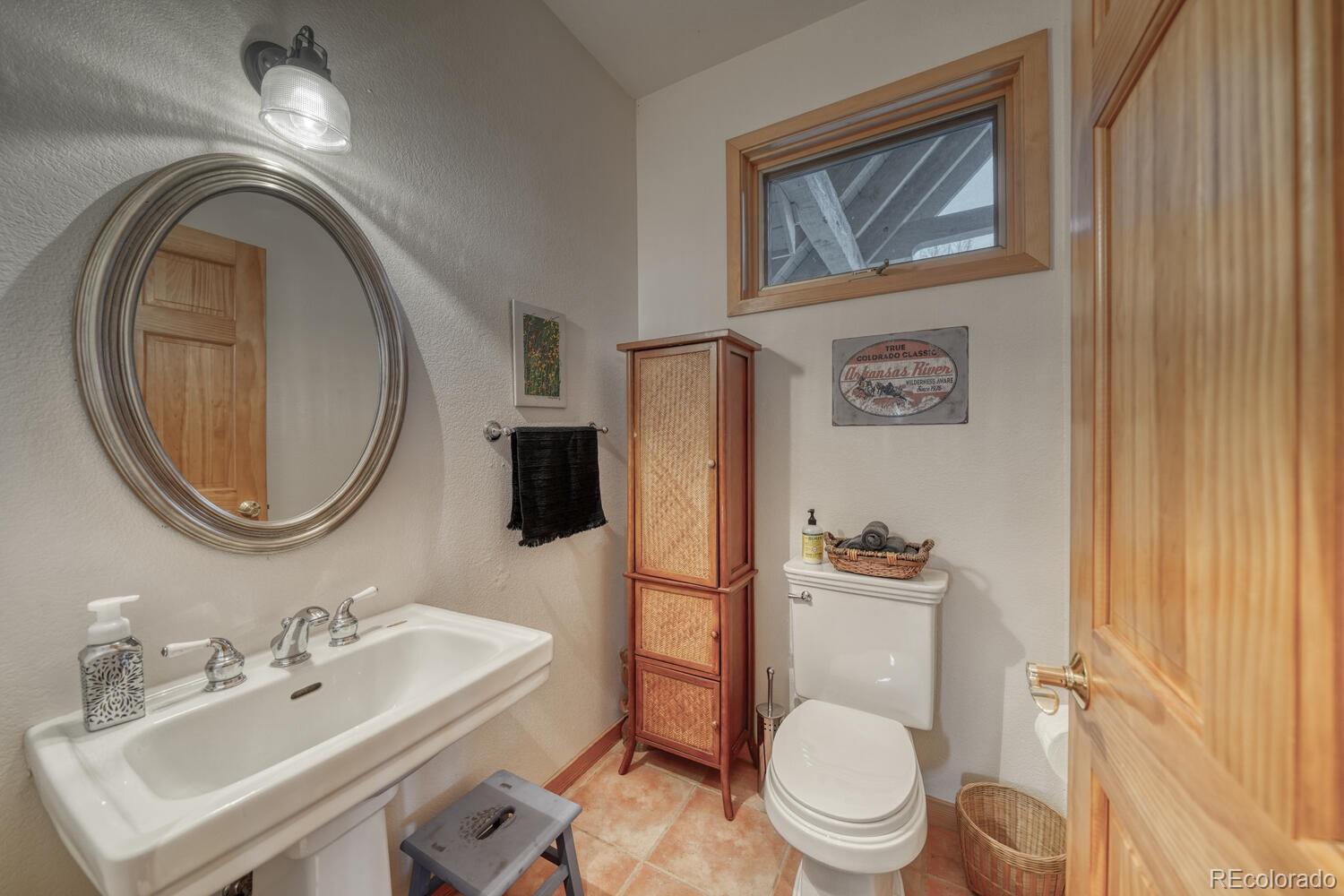 Buena Vista, Colorado, 81211, United States, 3 Bedrooms Bedrooms, ,2 BathroomsBathrooms,Residential,For Sale,1996048