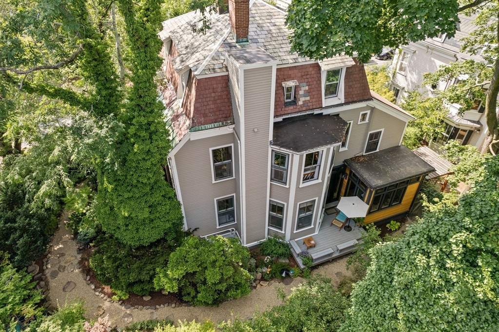 Cambridge, Massachusetts, 02138, United States, 5 Bedrooms Bedrooms, ,5 BathroomsBathrooms,Residential,For Sale,1908267