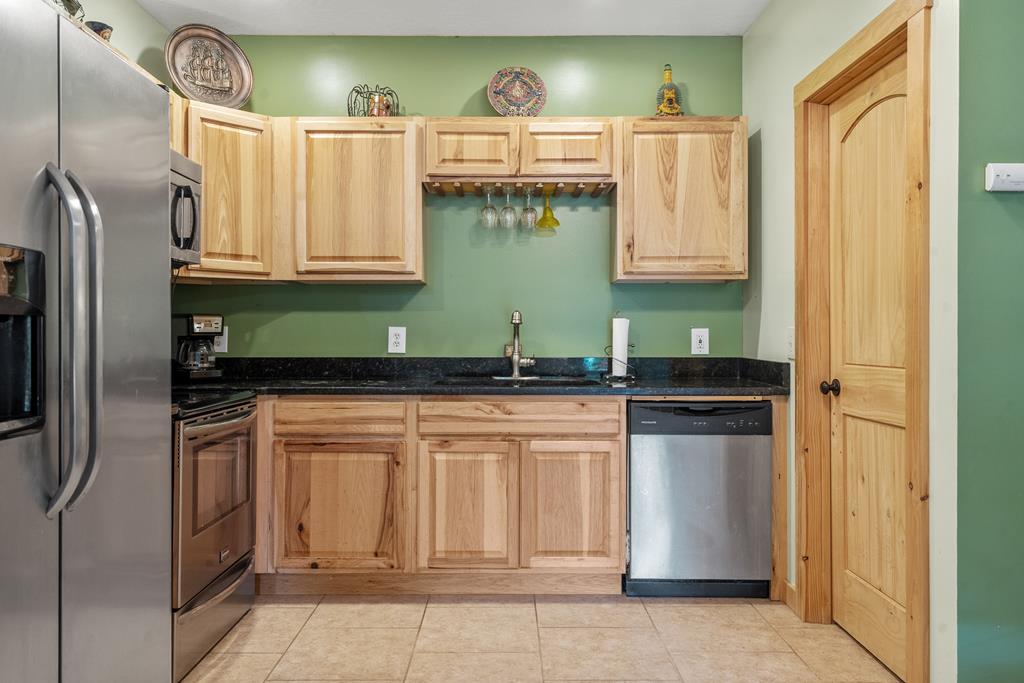 Morganton, Georgia, 30560, United States, 3 Bedrooms Bedrooms, ,3 BathroomsBathrooms,Residential,For Sale,1973910