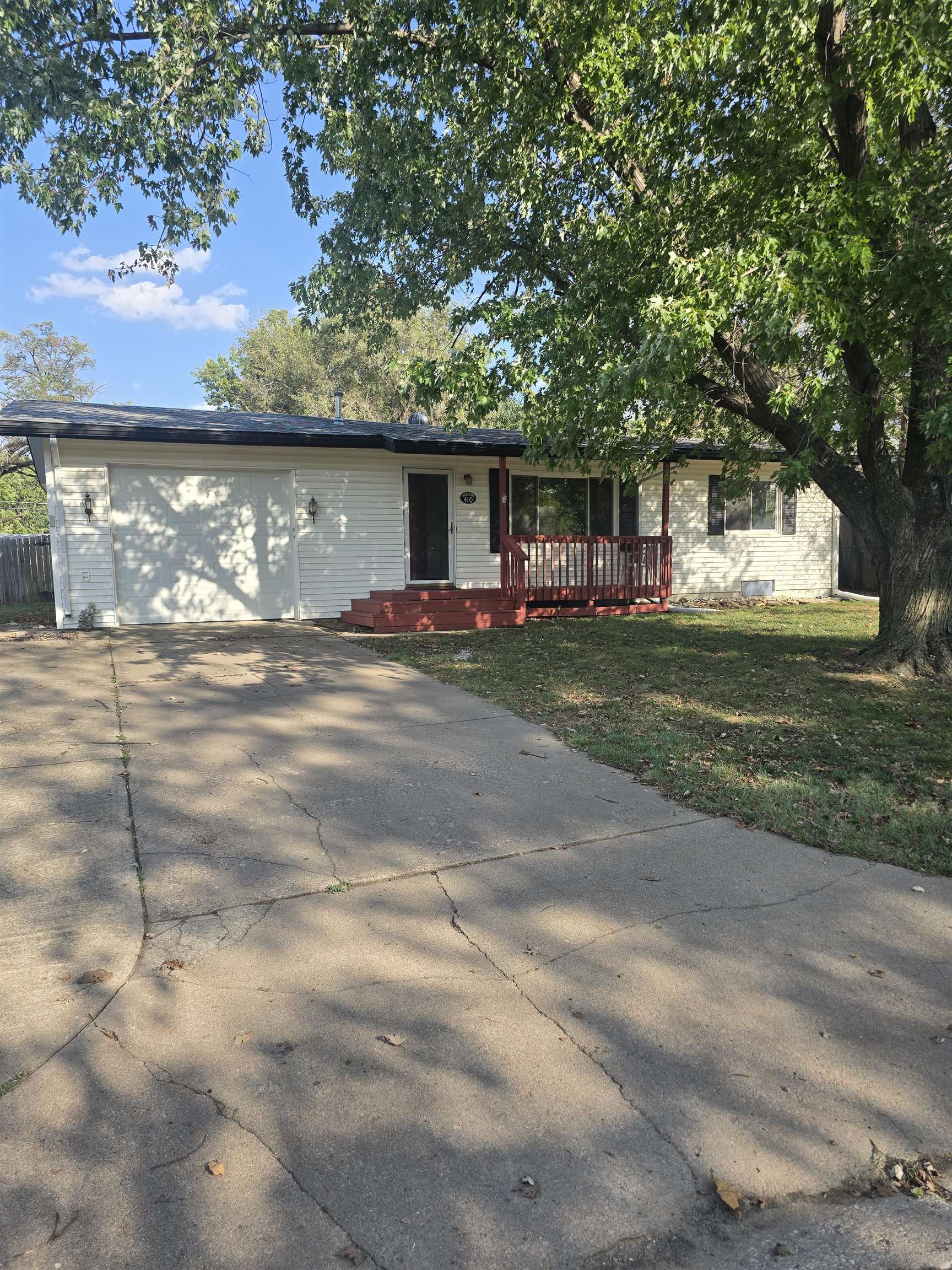 Sunset Ave, Haysville, KS 67060