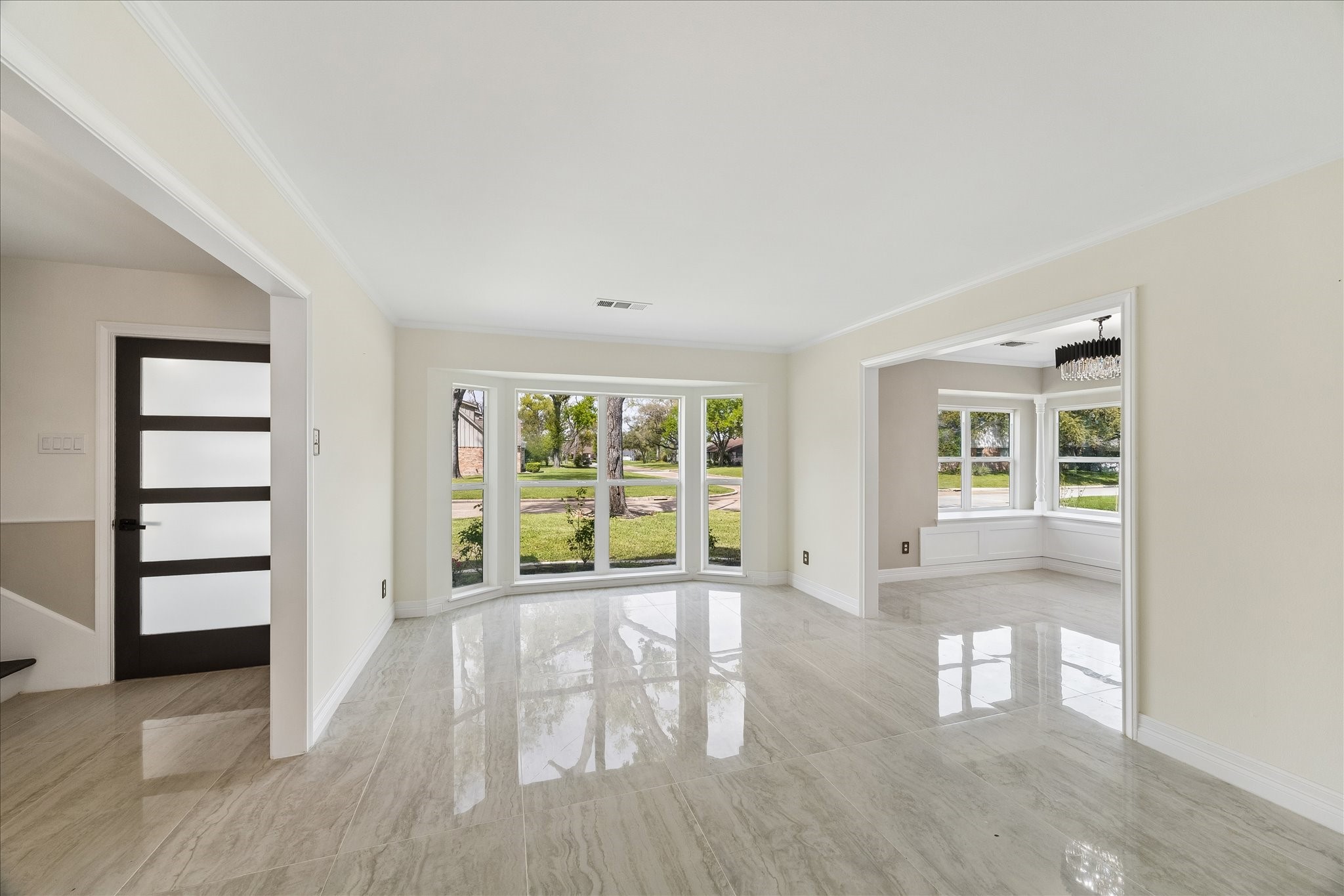  2302 Brooktree Drive - 物件實景