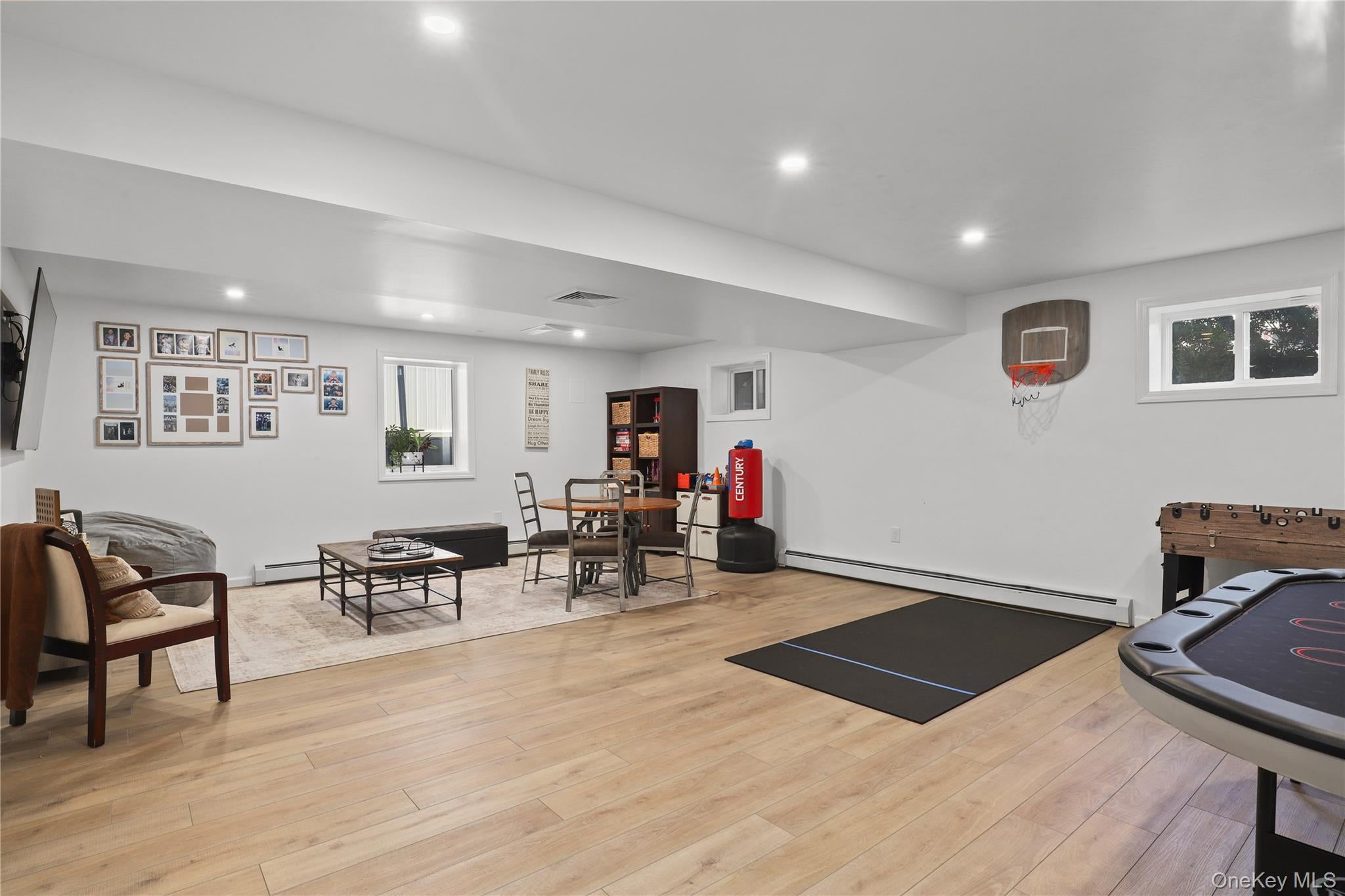 Pleasantville, New York, 10570, United States, 4 Bedrooms Bedrooms, ,3 BathroomsBathrooms,Residential,For Sale,1973864