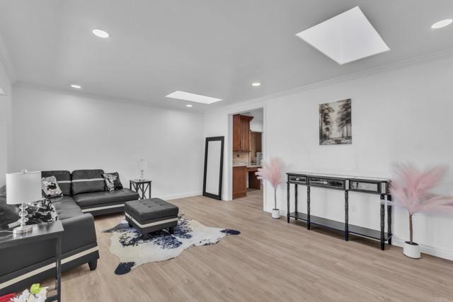 El Cajon, California, 92021, United States, 3 Bedrooms Bedrooms, ,3 BathroomsBathrooms,Residential,For Sale,1974782