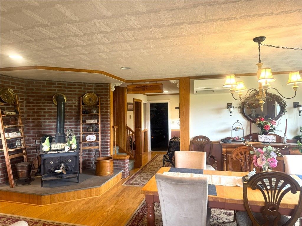 Unadilla, New York, 13849, United States, 4 Bedrooms Bedrooms, ,3 BathroomsBathrooms,Residential,For Sale,1971391