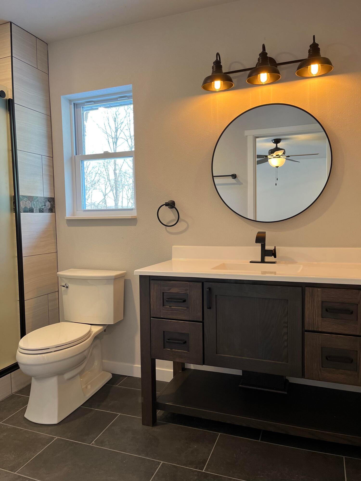 Holmen, Wisconsin, 54636, United States, 3 Bedrooms Bedrooms, ,2 BathroomsBathrooms,Residential,For Sale,1957834