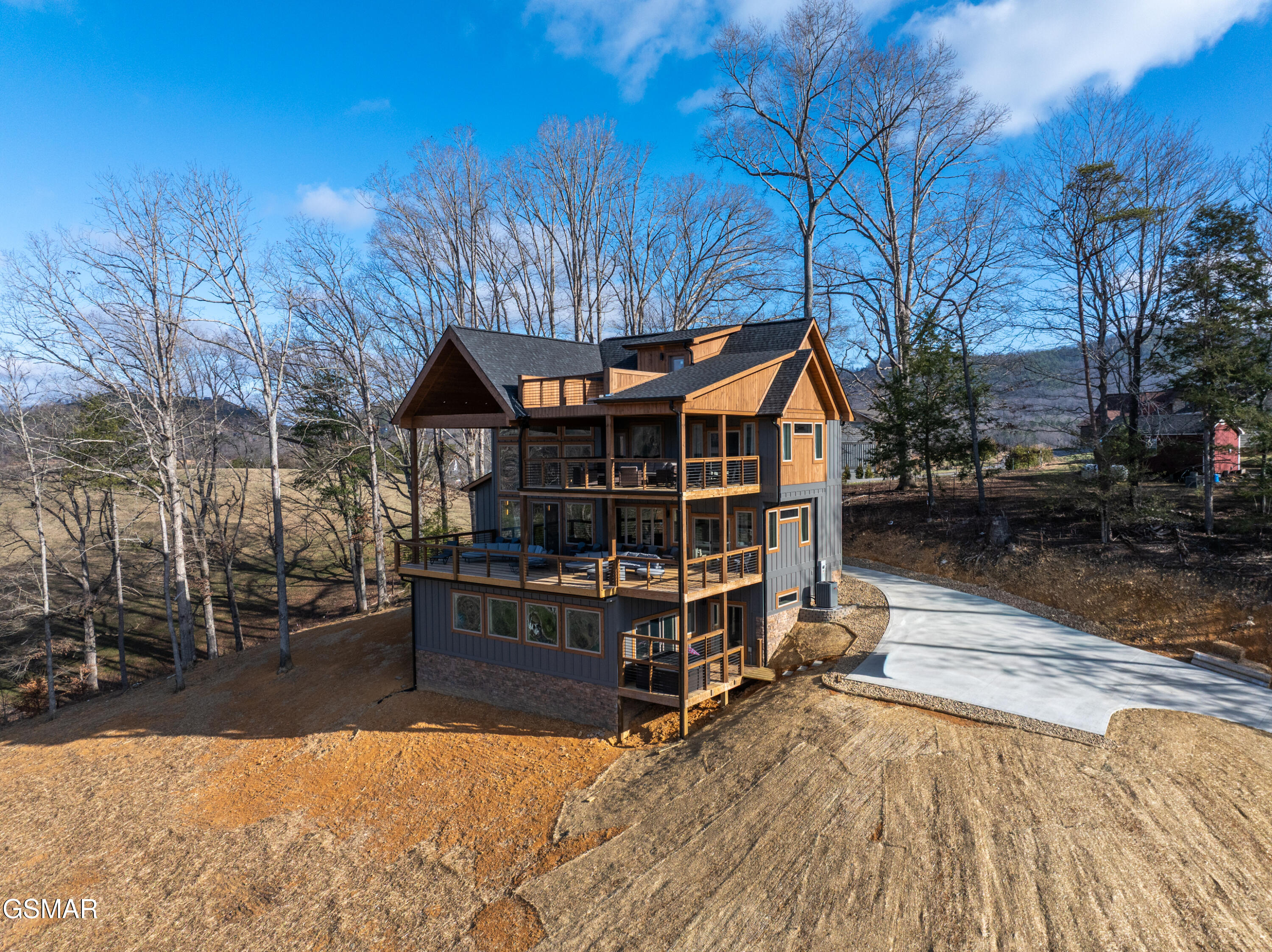 Sevierville, Tennessee, 37862, United States, 5 Bedrooms Bedrooms, ,7 BathroomsBathrooms,Residential,For Sale,2008149