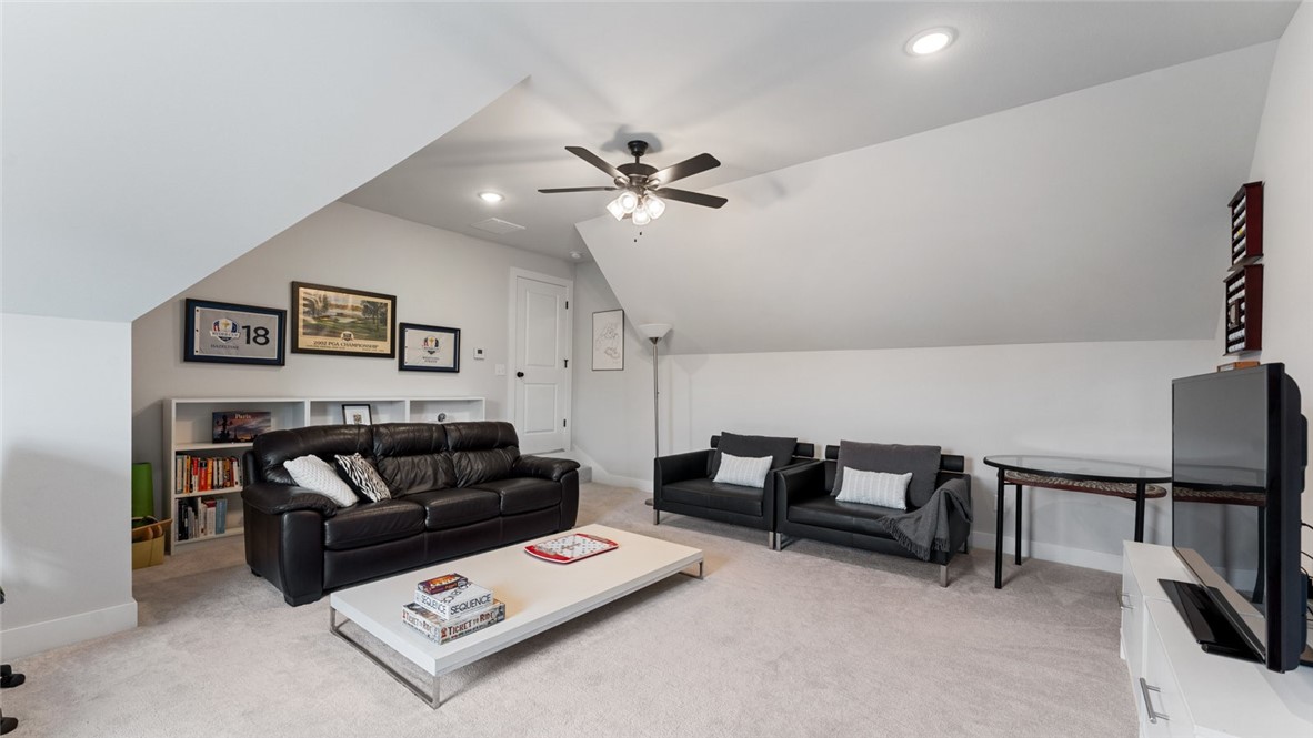 Bentonville, Arkansas, 72713, United States, 4 Bedrooms Bedrooms, ,3 BathroomsBathrooms,Residential,For Sale,1989403