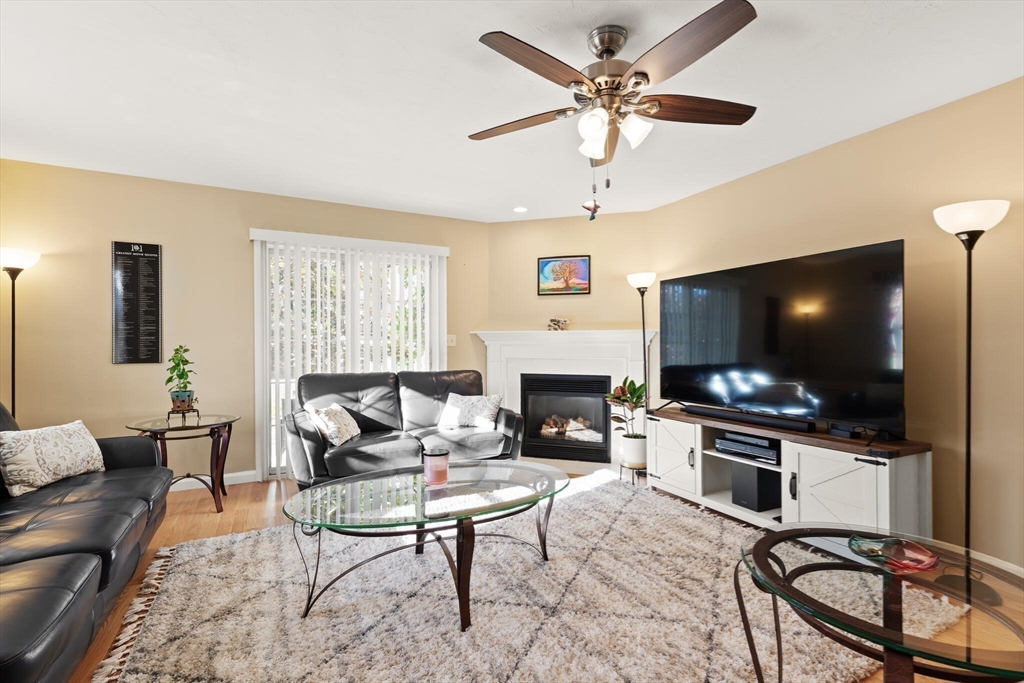 Framingham, Massachusetts, 01701, United States, 3 Bedrooms Bedrooms, ,3 BathroomsBathrooms,Residential,For Sale,1968924