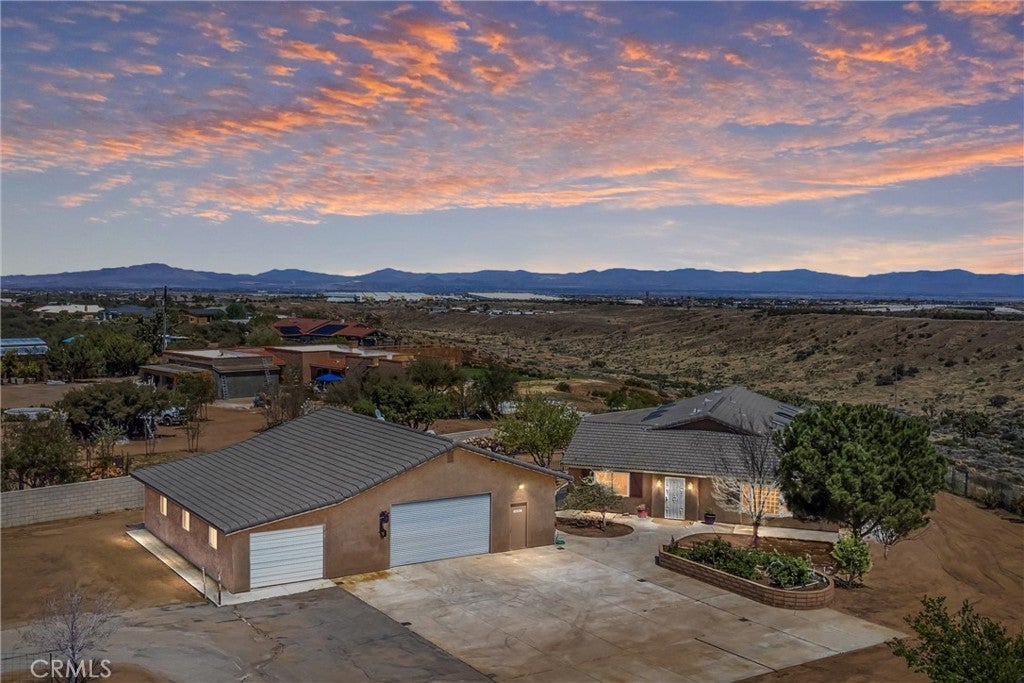 Oak Hills, California, 92344, United States, 3 Bedrooms Bedrooms, ,4 BathroomsBathrooms,Residential,For Sale,1974098