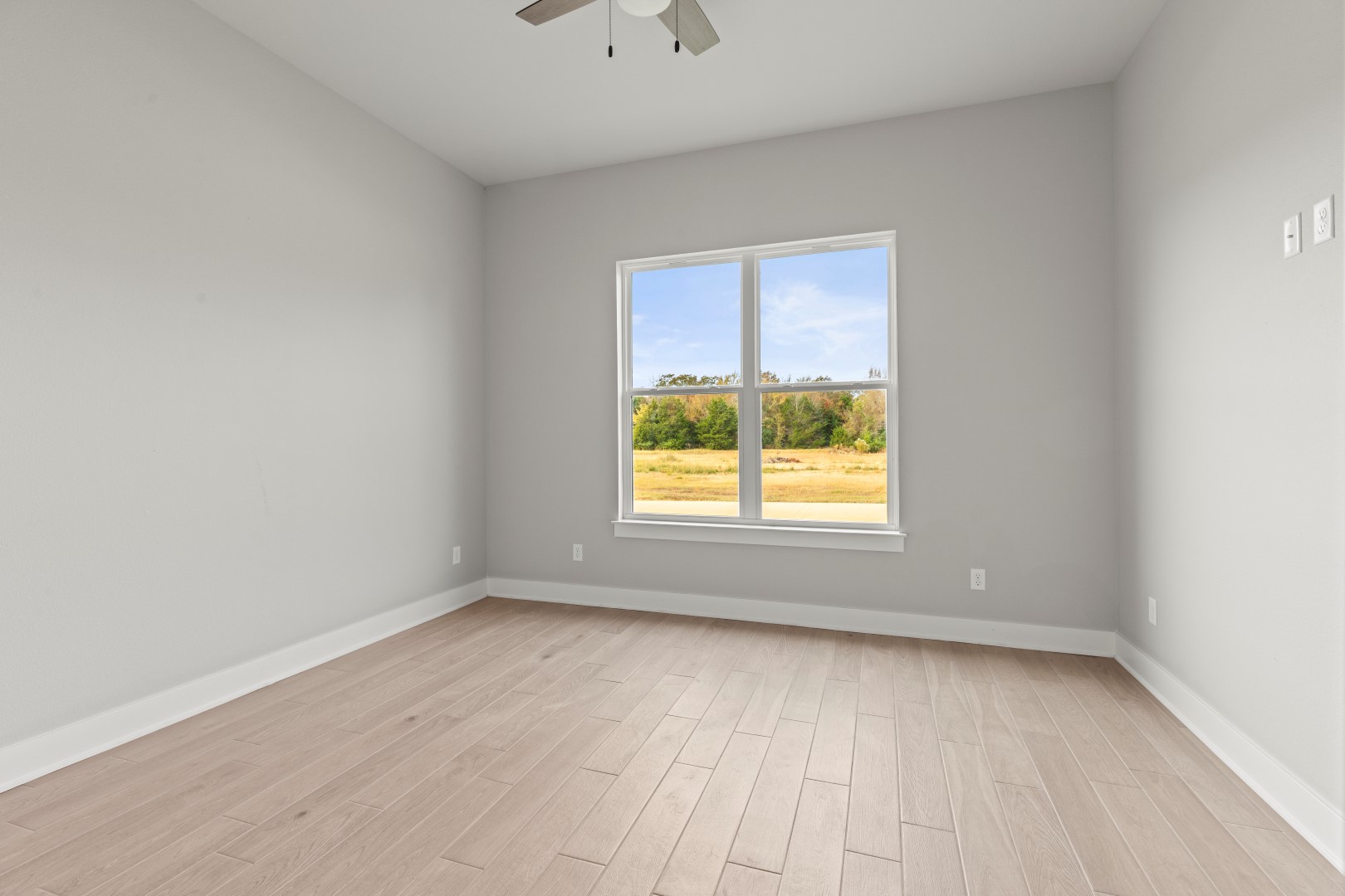 Tyler, Texas, 75704, United States, 3 Bedrooms Bedrooms, ,3 BathroomsBathrooms,Residential,For Sale,1979216