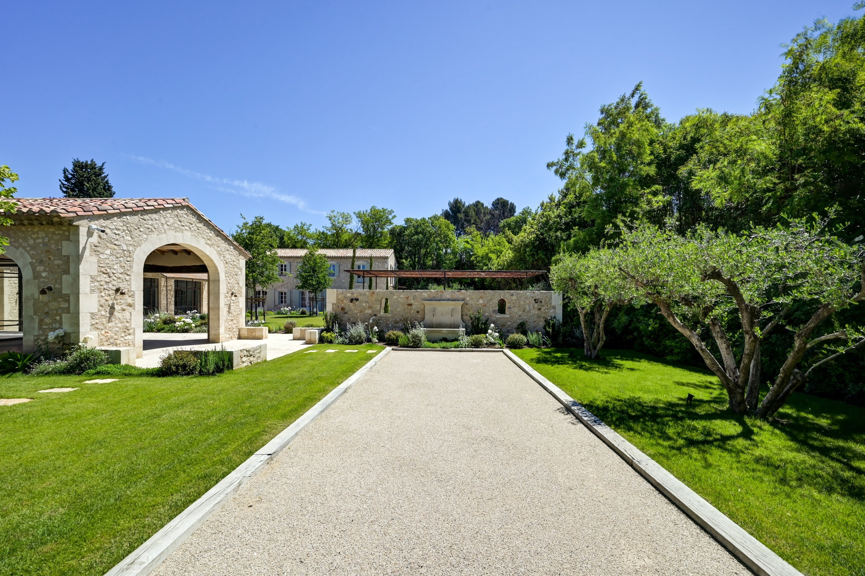  Exceptional property for sale in the heart of Saint Rémy de Provence - 物件實景