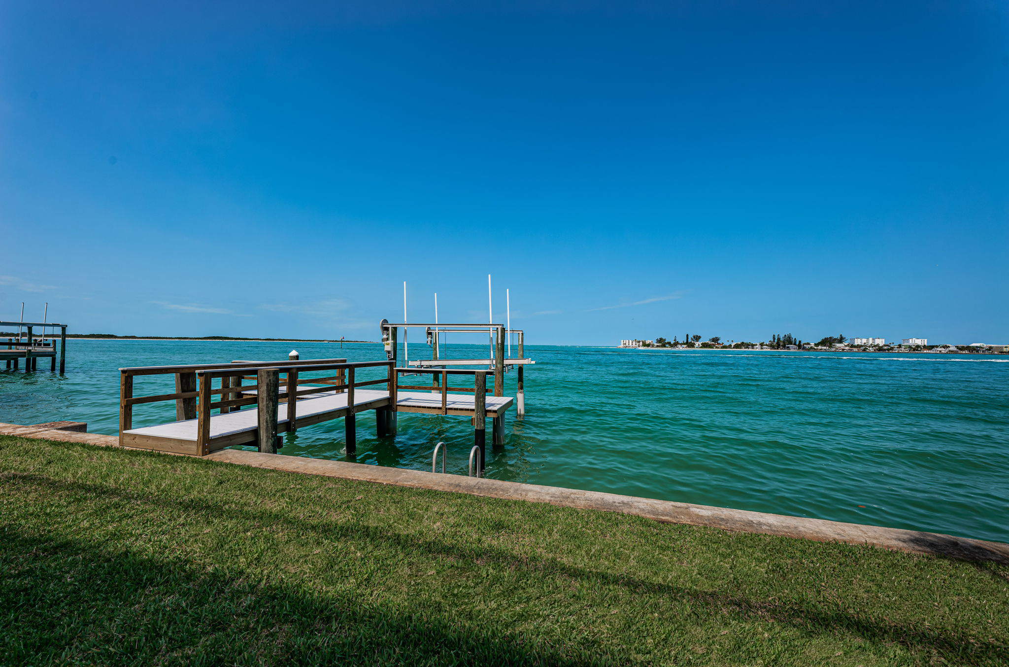 806 Columbus Dr, Tierra Verde, Florida, 33715, United States, 5 Bedrooms Bedrooms, ,6 BathroomsBathrooms,Residential,For Sale,806 Columbus Dr,1661232