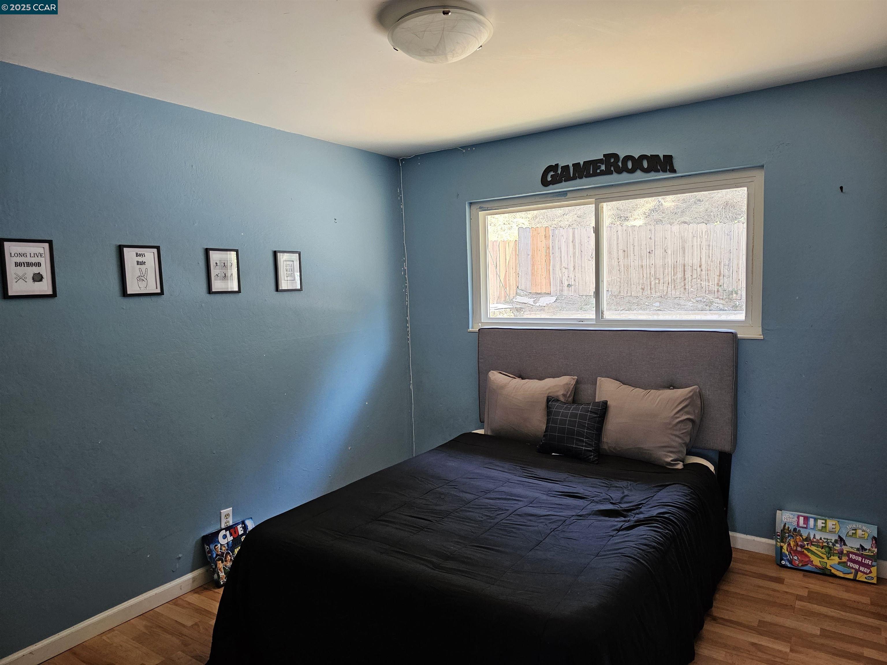 Pinole, California, 94564, United States, 3 Bedrooms Bedrooms, ,2 BathroomsBathrooms,Residential,For Sale,1877379